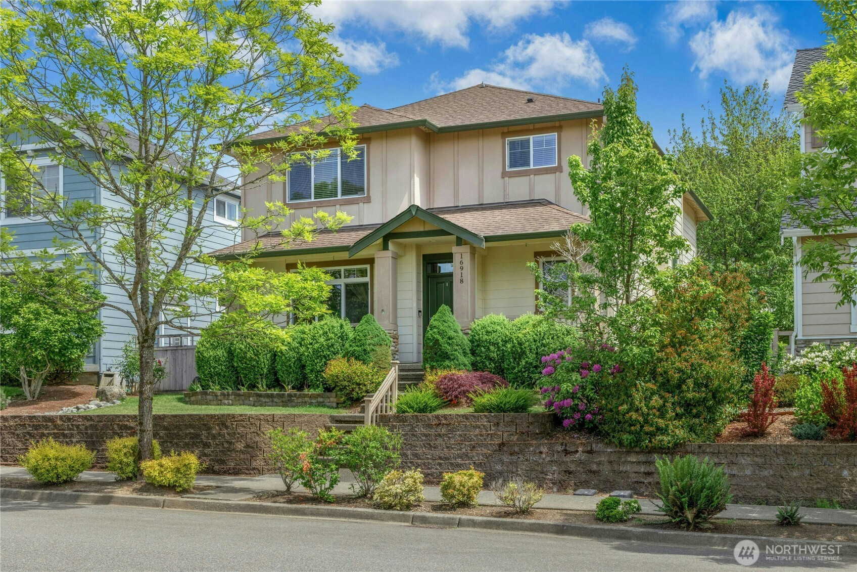 16918 Woodside Drive SE, Renton, WA 98058