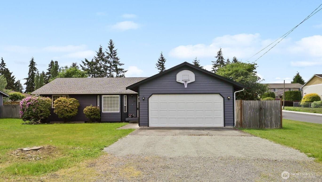 413 McKenzie Avenue, Yelm, WA 98597