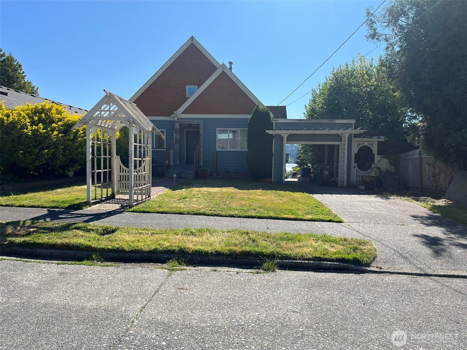 6906 55th Avenue S, Seattle, WA 98118
