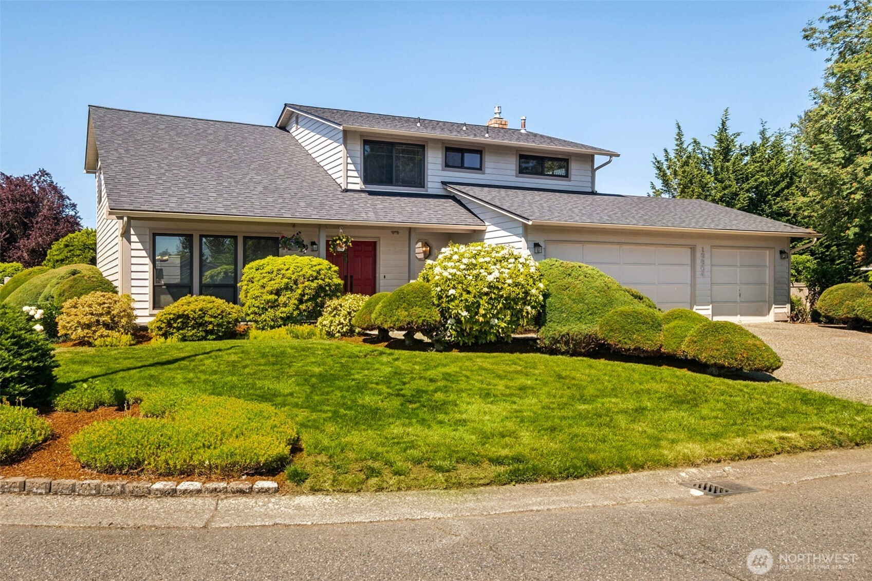 13804 SE 237th Place, Kent, WA 98042