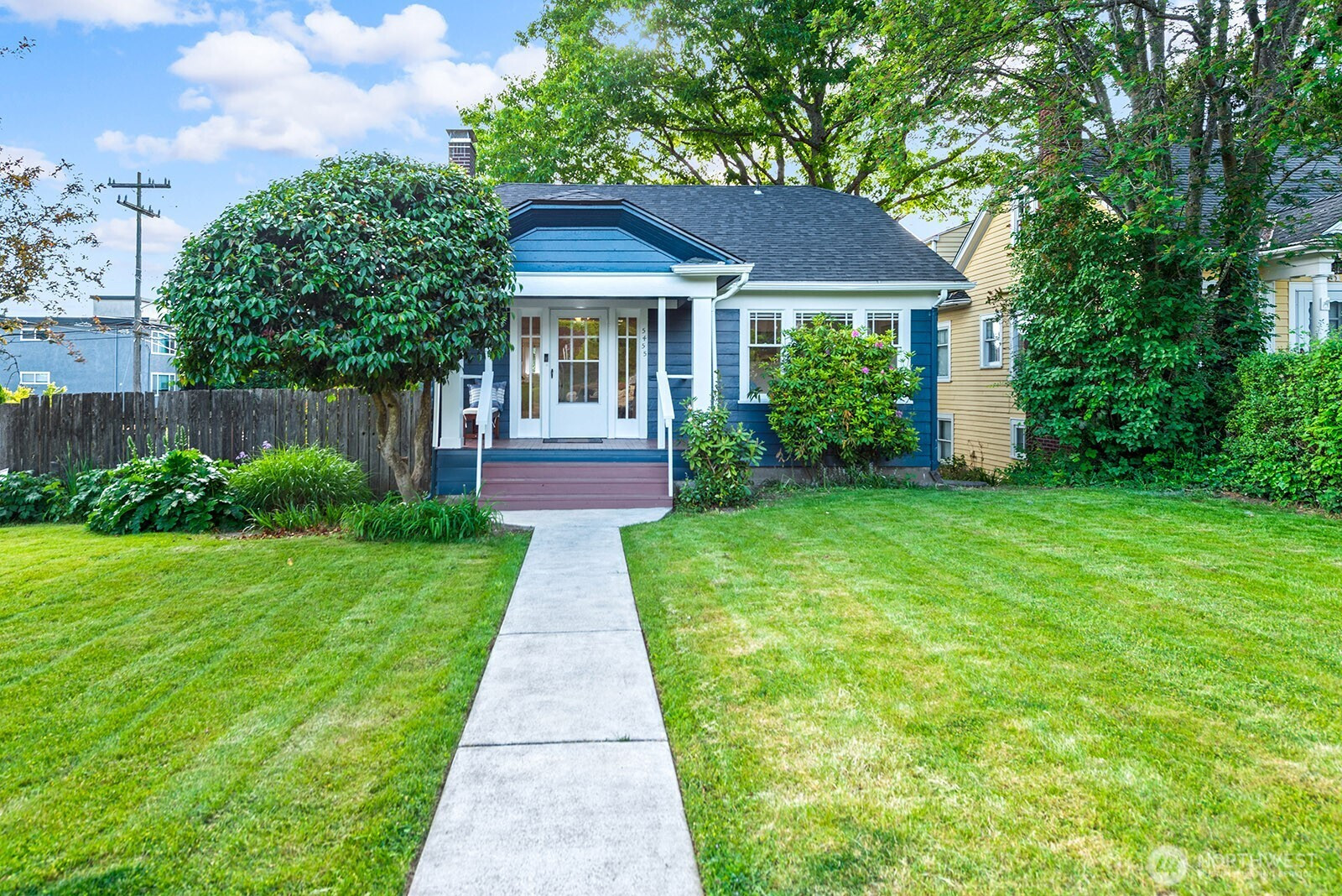 5455 42nd Avenue SW, Seattle, WA 98136