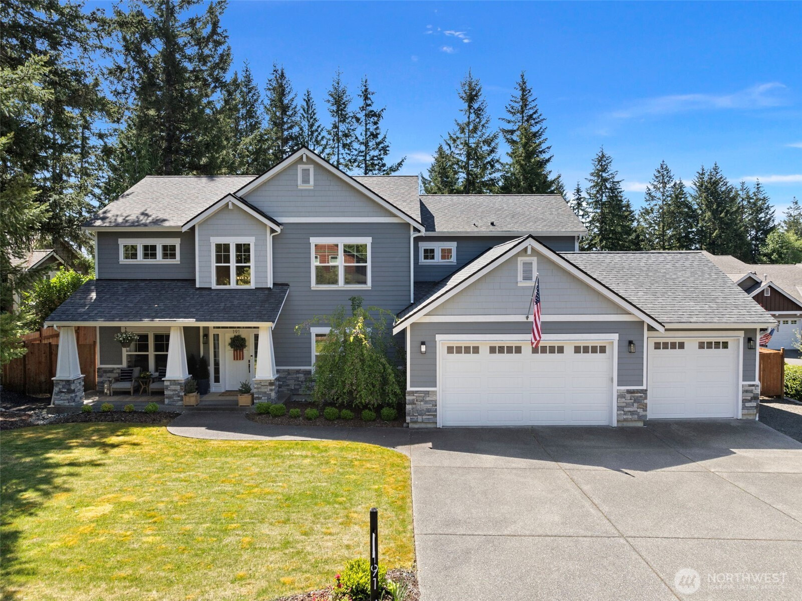 191 E Sterling Drive, Allyn, WA 98524