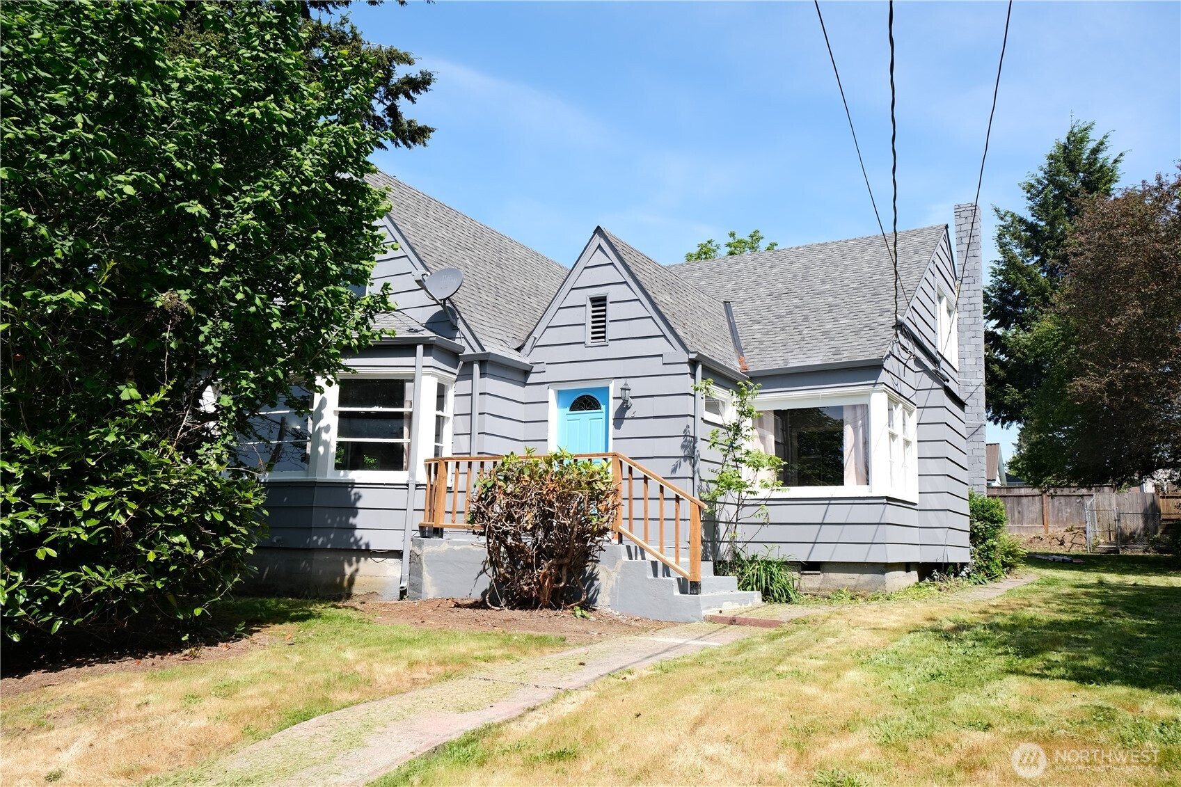 1715 S 40th Street, Tacoma, WA 98418