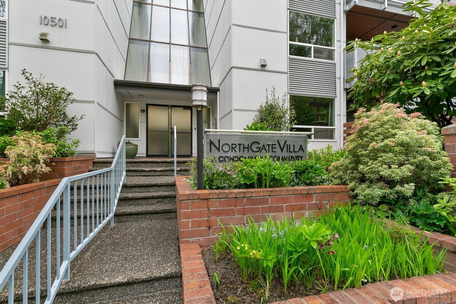 10501 8th Avenue NE, Seattle, WA 98125