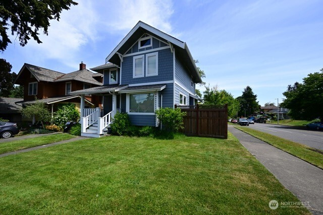 3001 N Proctor Street, Tacoma, WA 98407