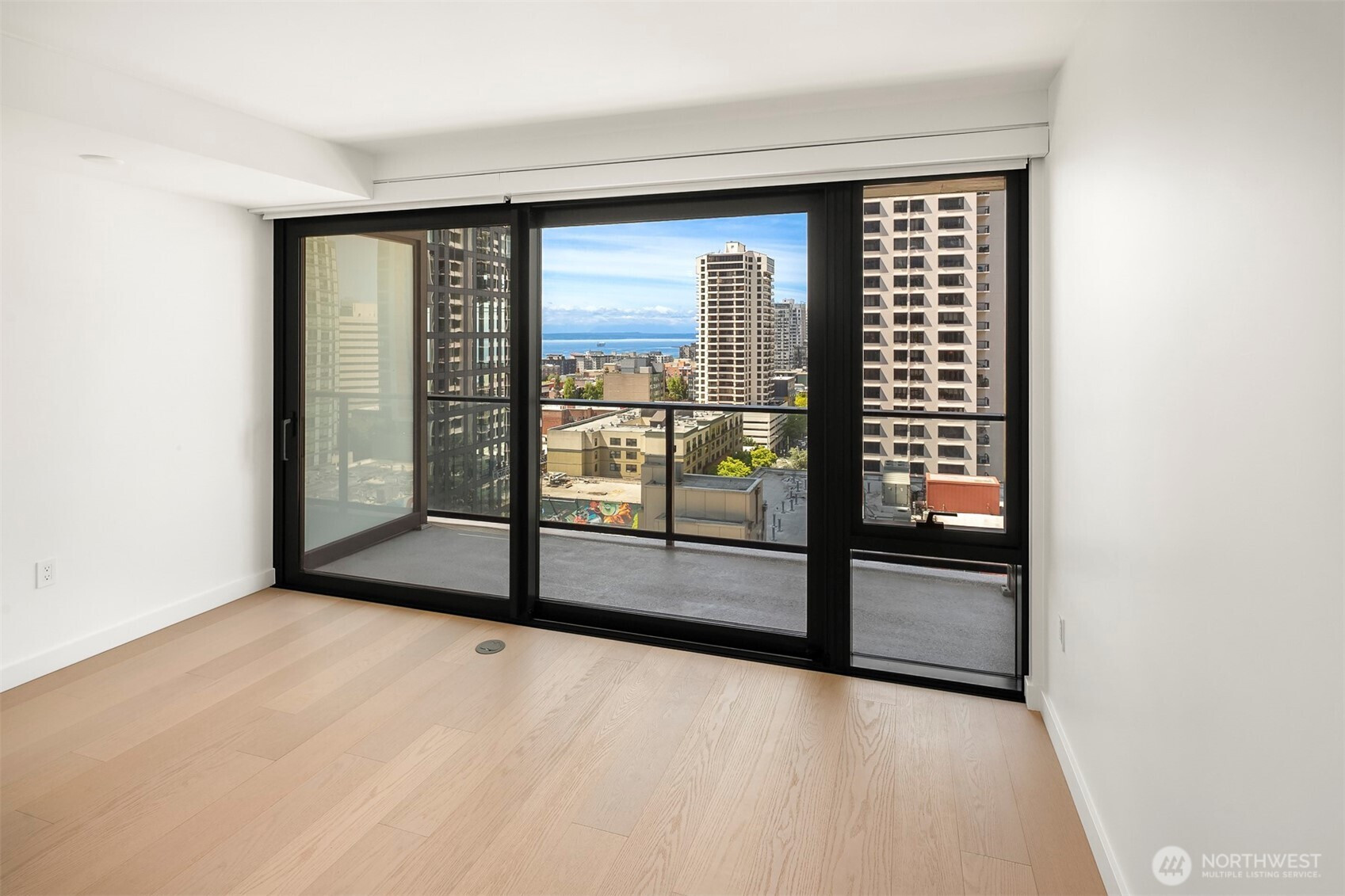 300 Virginia Street, Seattle, WA 98121