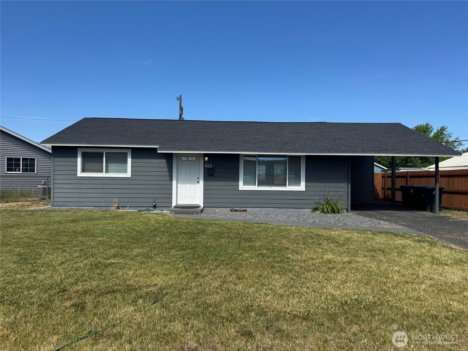 610 S Grand Drive, Moses Lake, WA 98837