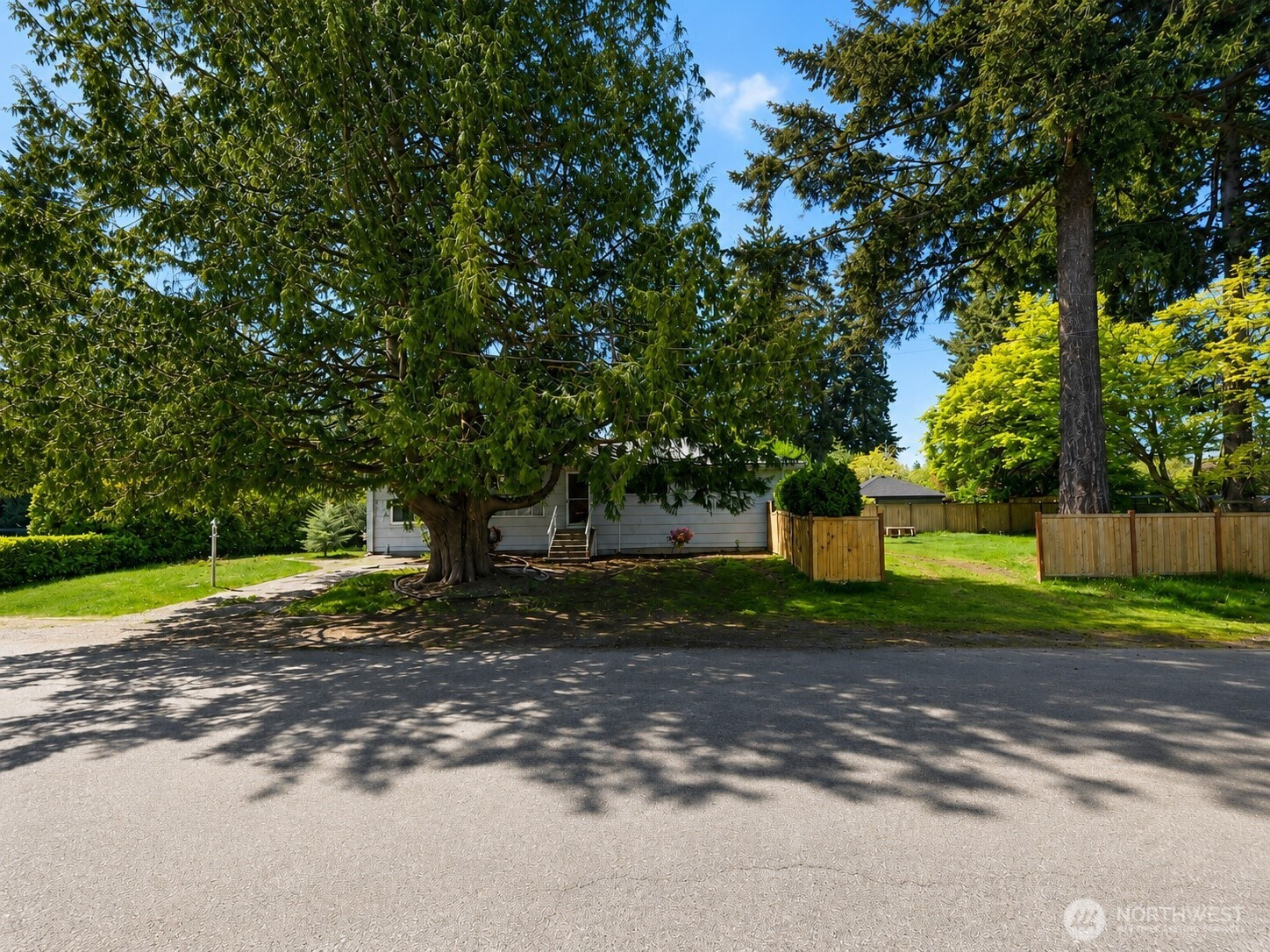 19001 Wallingford Ave N, Shoreline, WA 98133