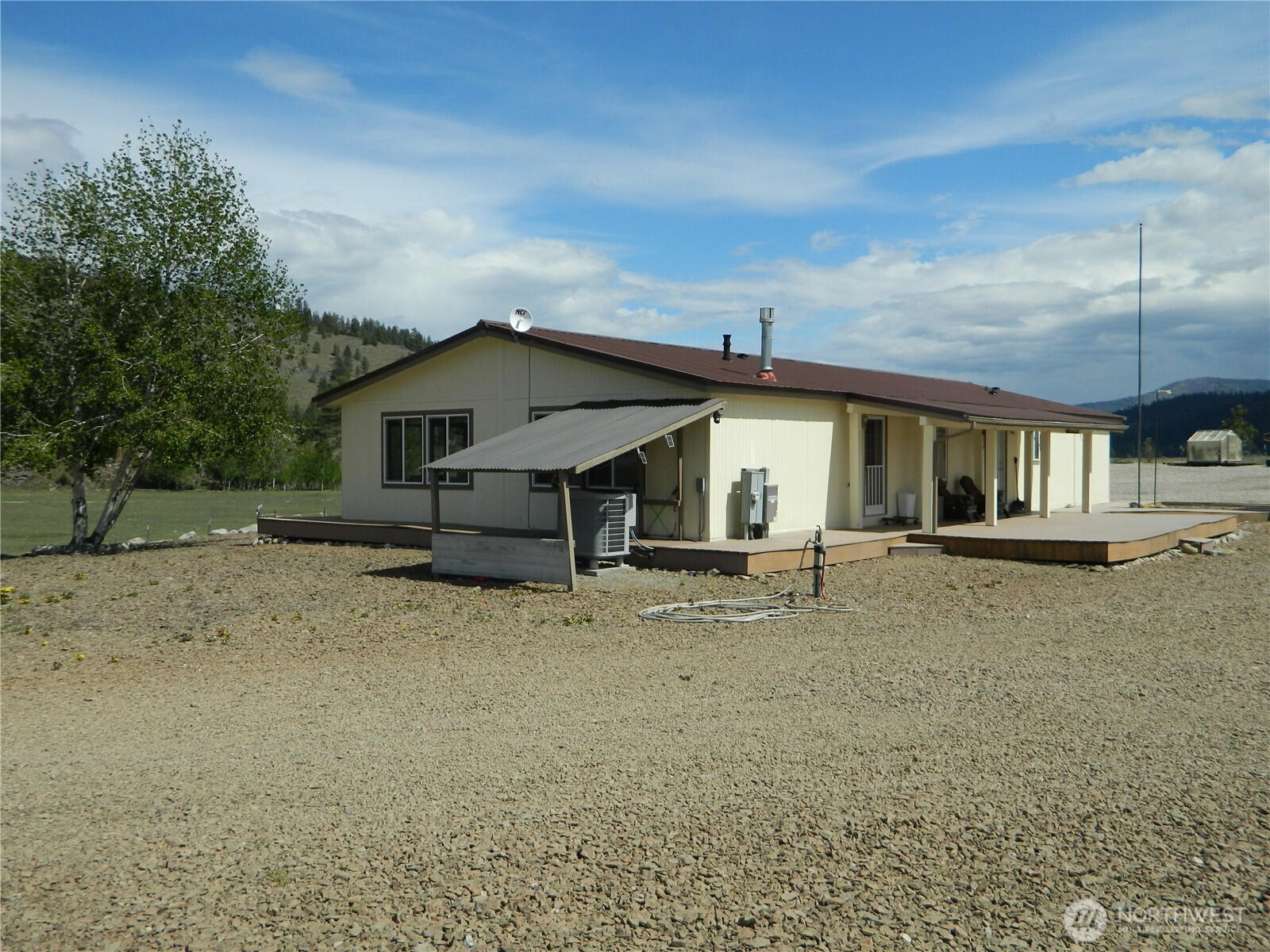 29 Duck Flats Road, Tonasket, WA 98855