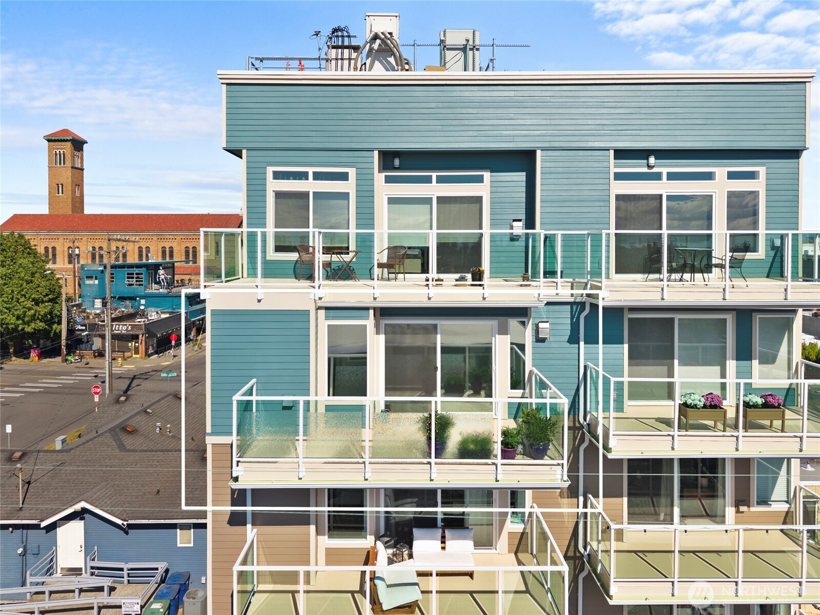 4409 California Avenue SW, Seattle, WA 98116