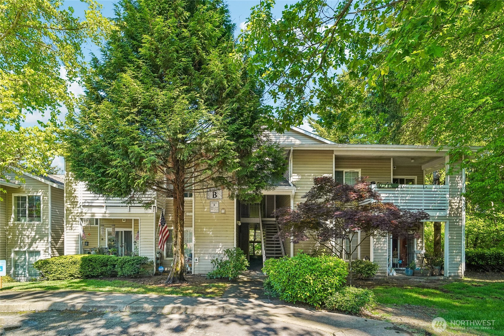 801 Rainier Avenue N, Renton, WA 98057