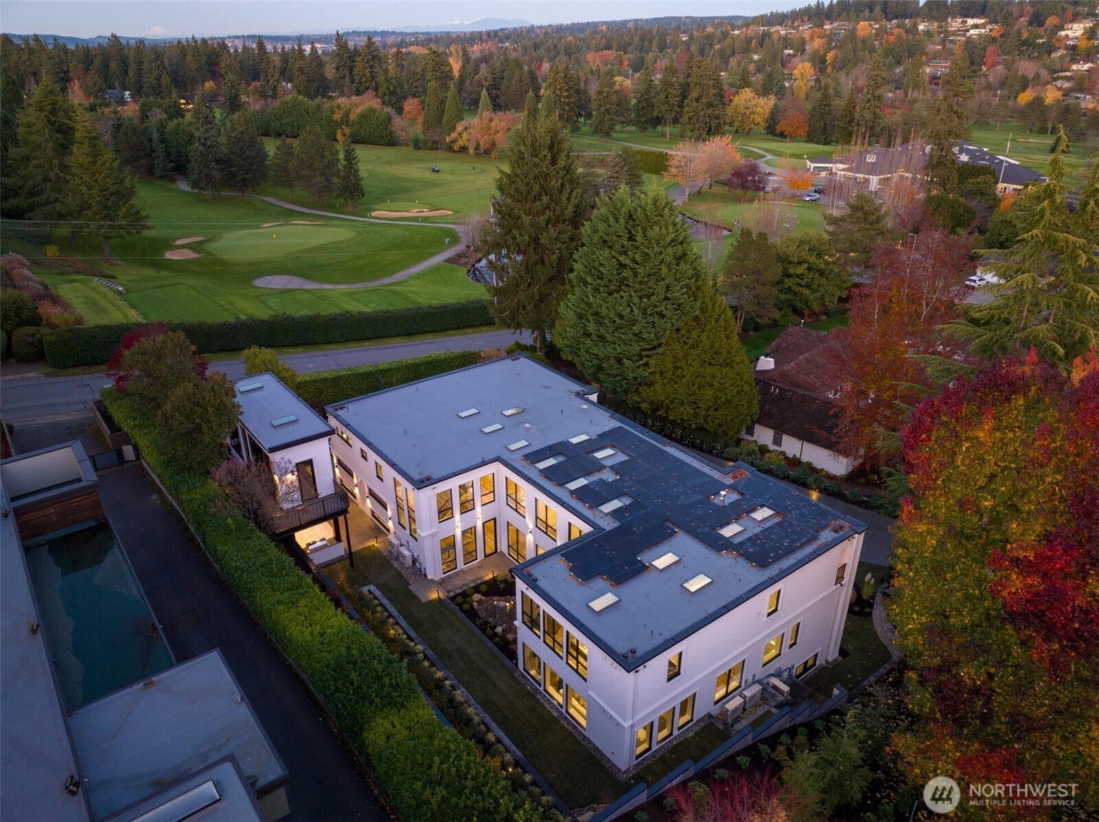 1525 79th Place NE, Medina, WA 98039