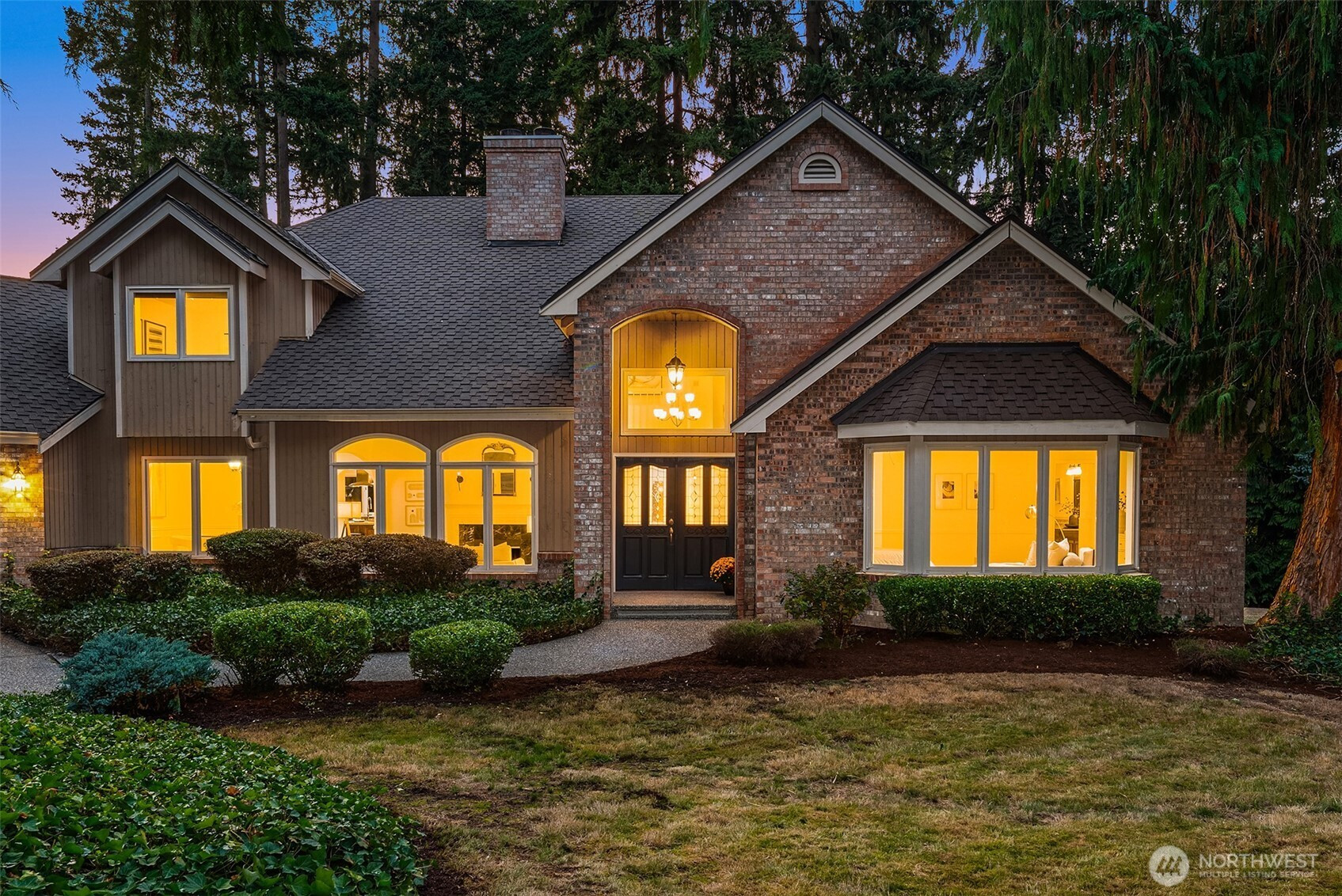 16707 NE 124th Street, Redmond, WA 98052