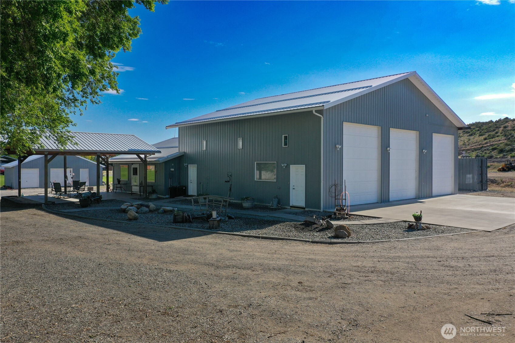 46 Shumway Road, Omak, WA 98841