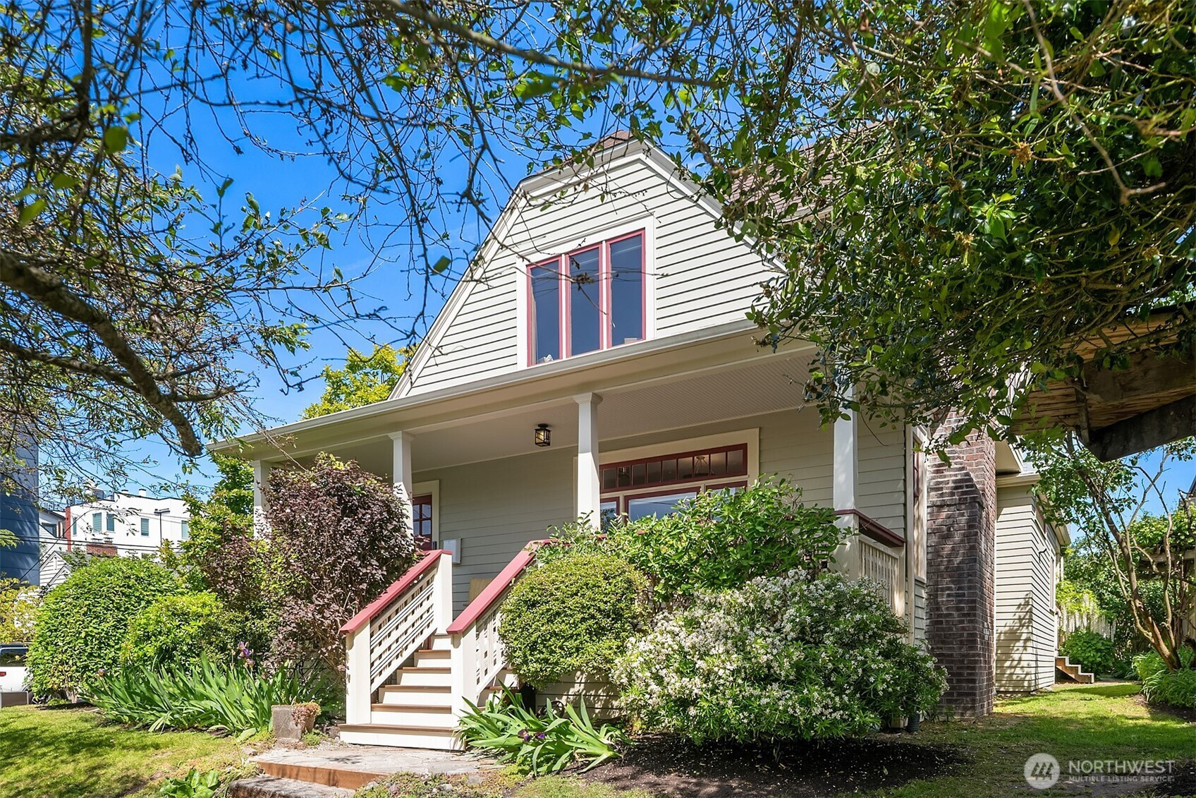 5216 9th Avenue NW, Seattle, WA 98107
