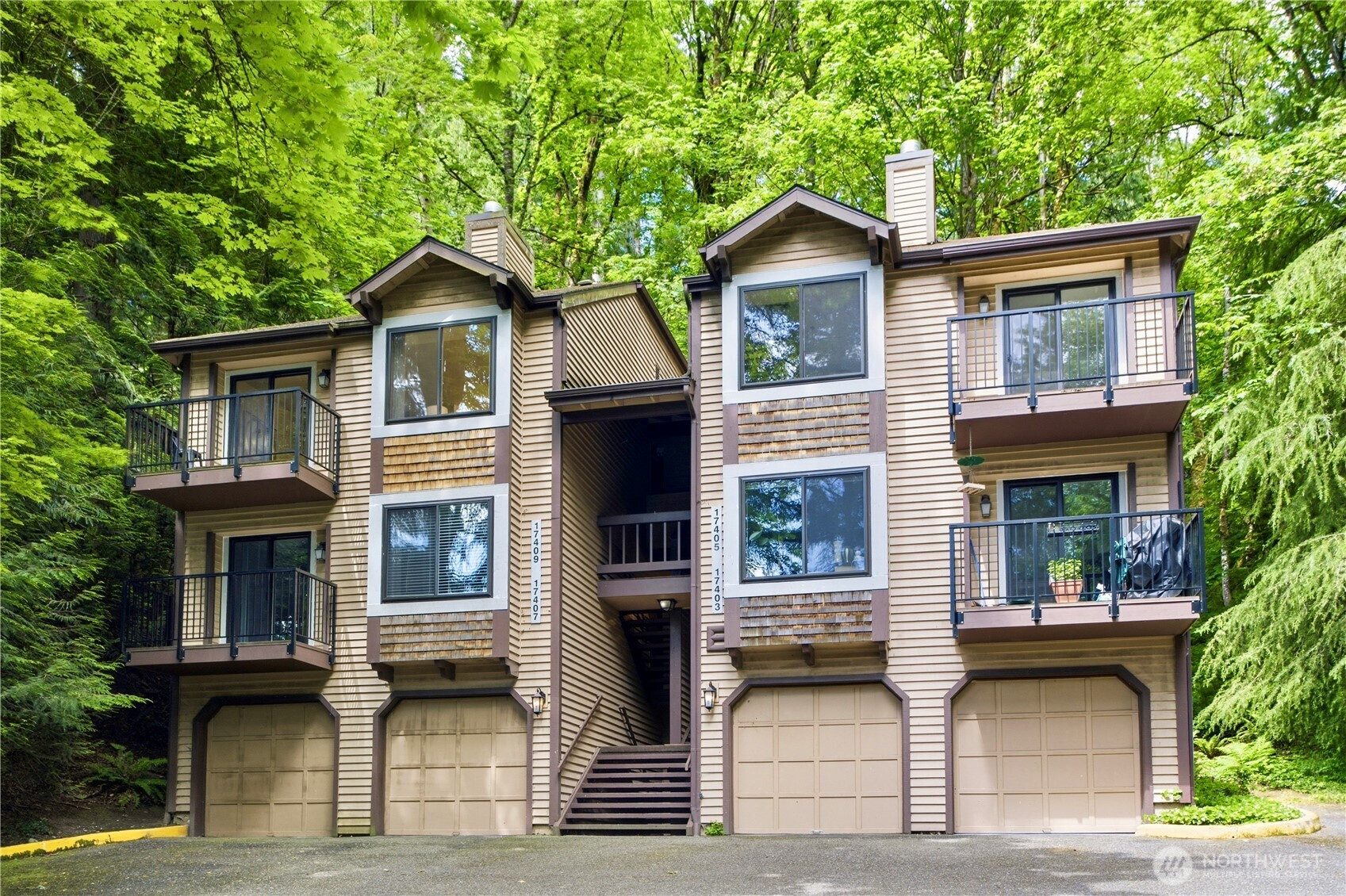 17409 NE 88th Place, Redmond, WA 98052