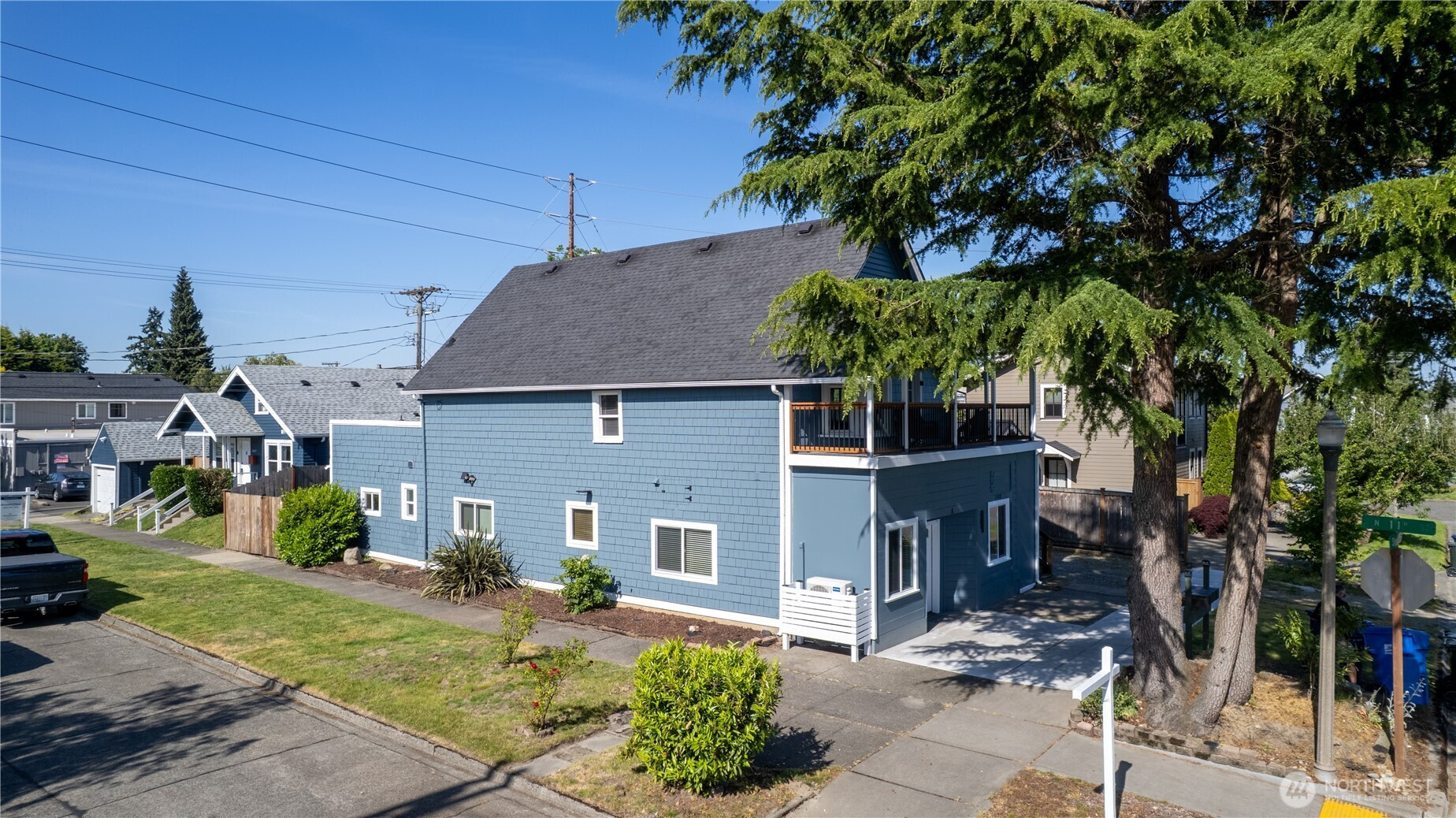 1102 N Sheridan Avenue, Tacoma, WA 98403