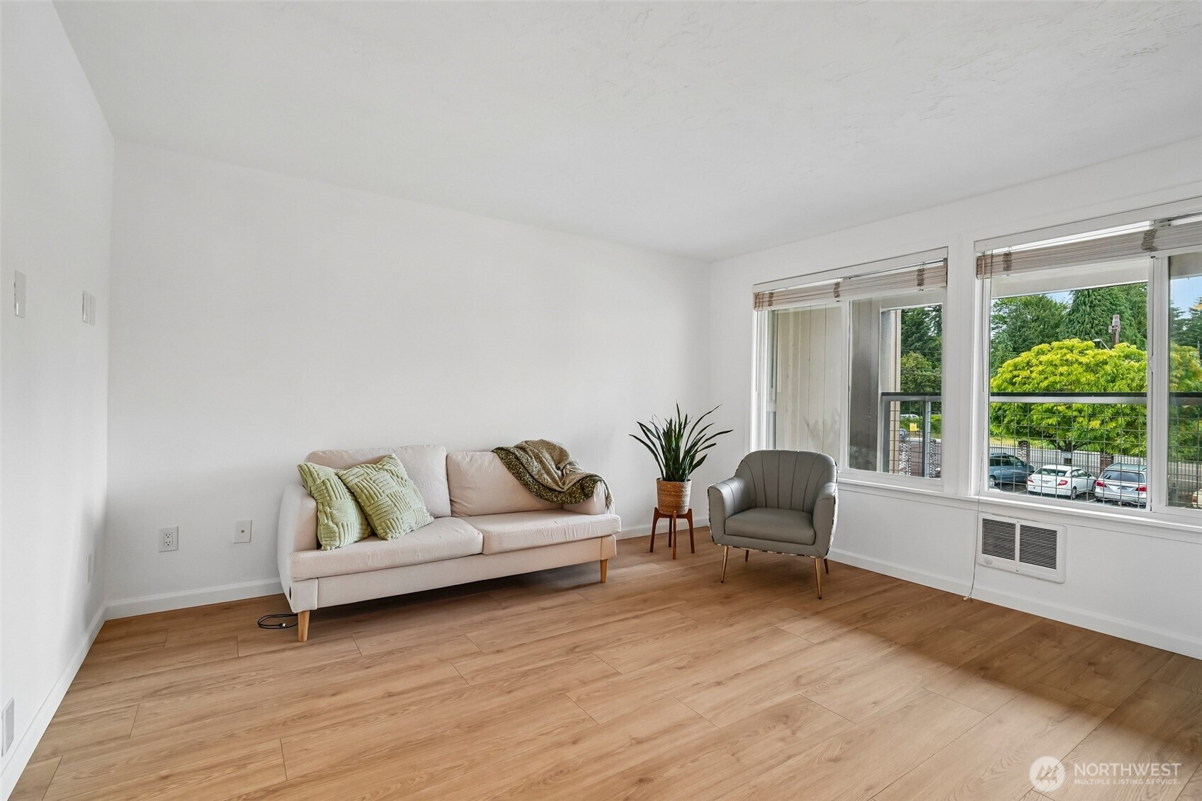 101 SW 119th Street, Seattle, WA 98146