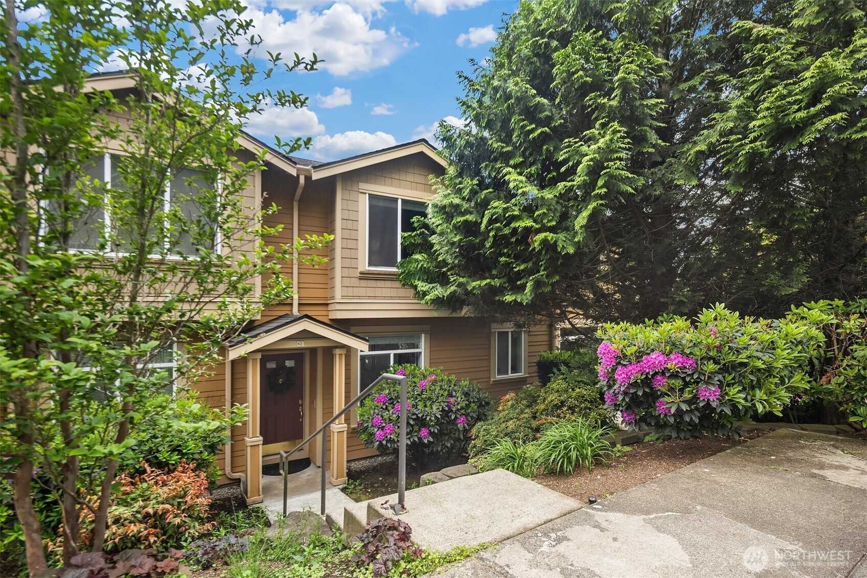 23300 SE Black Nugget Road, Issaquah, WA 98029
