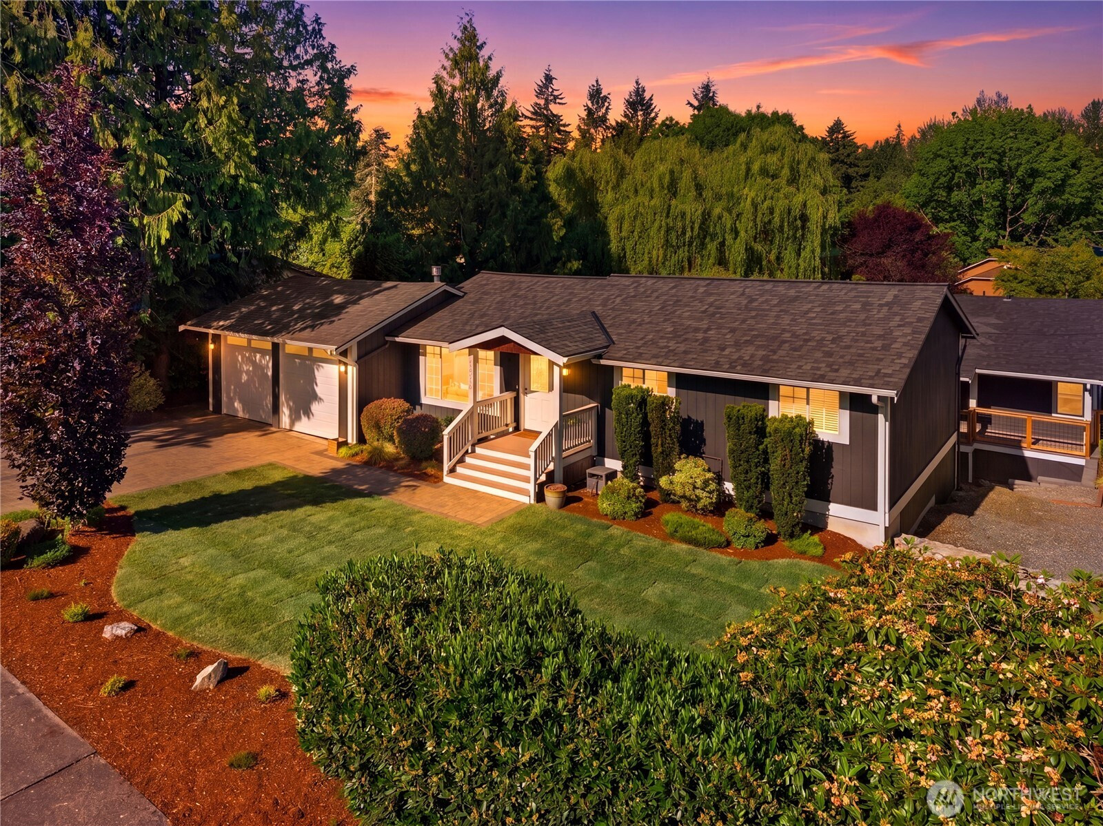 13115 80th Avenue NE, Kirkland, WA 98034
