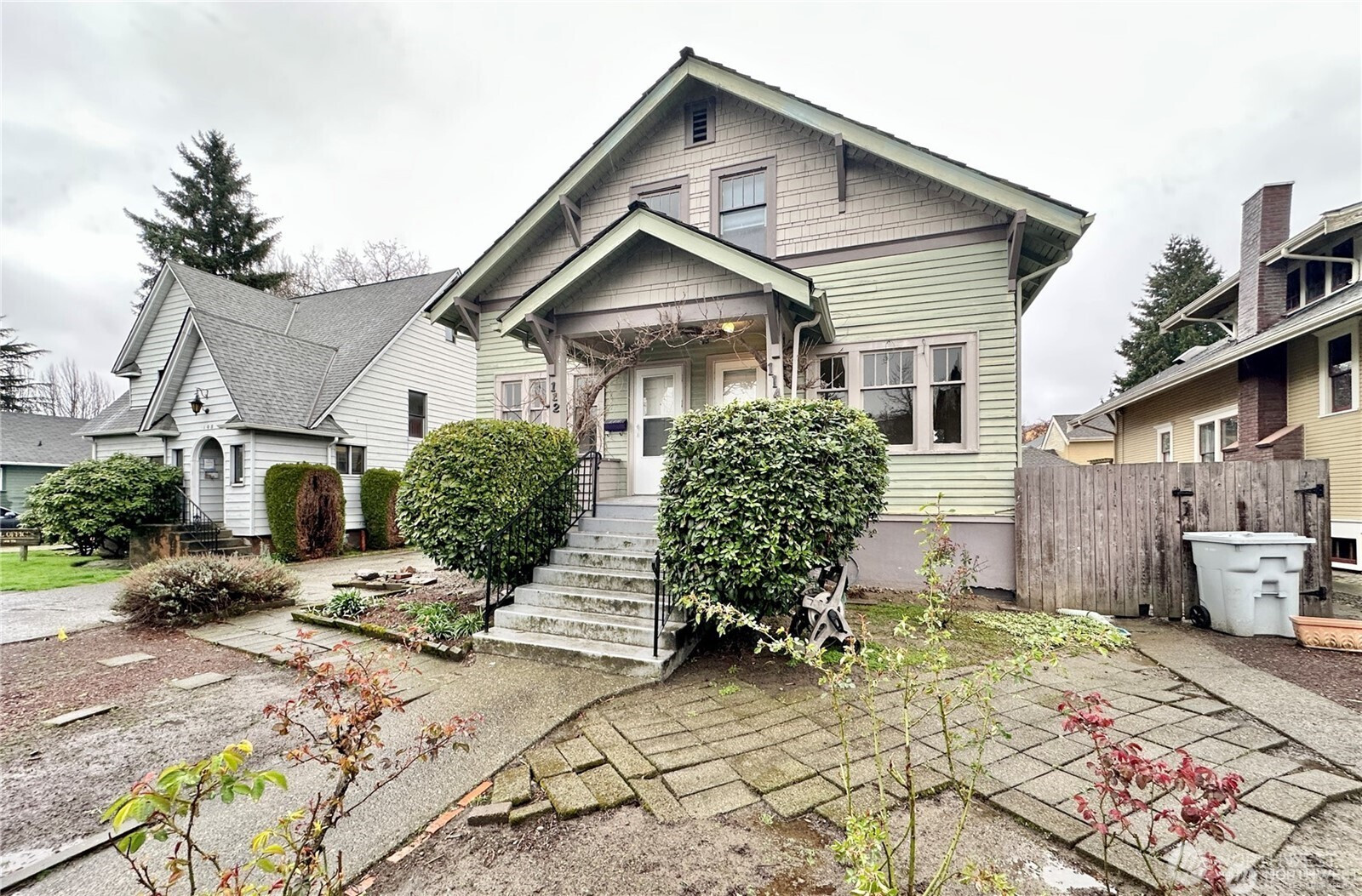 114 Wells Avenue S, Renton, WA 98057