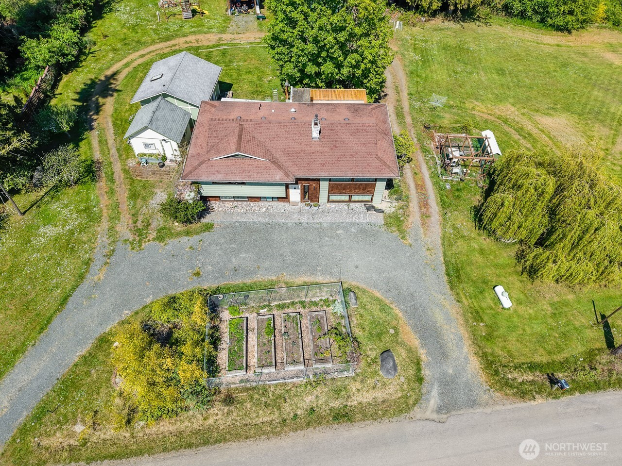 63 E Arnette Road, Port Angeles, WA 98362