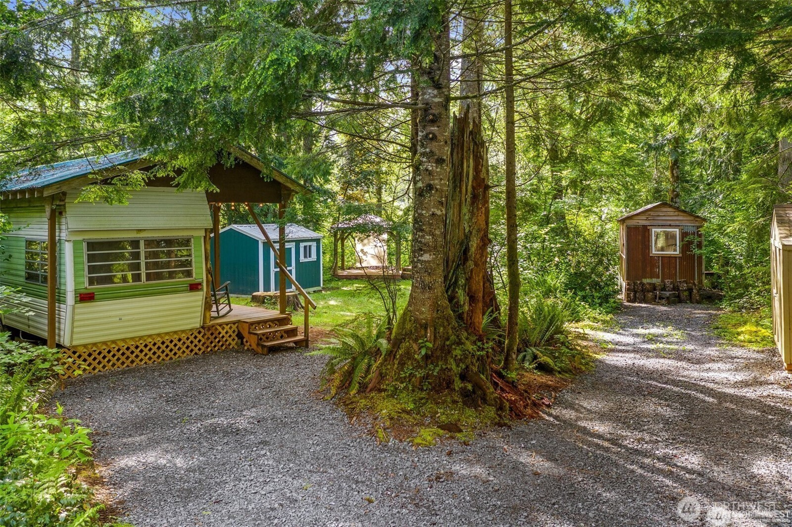137 Paradise Drive, Ashford, WA 98304