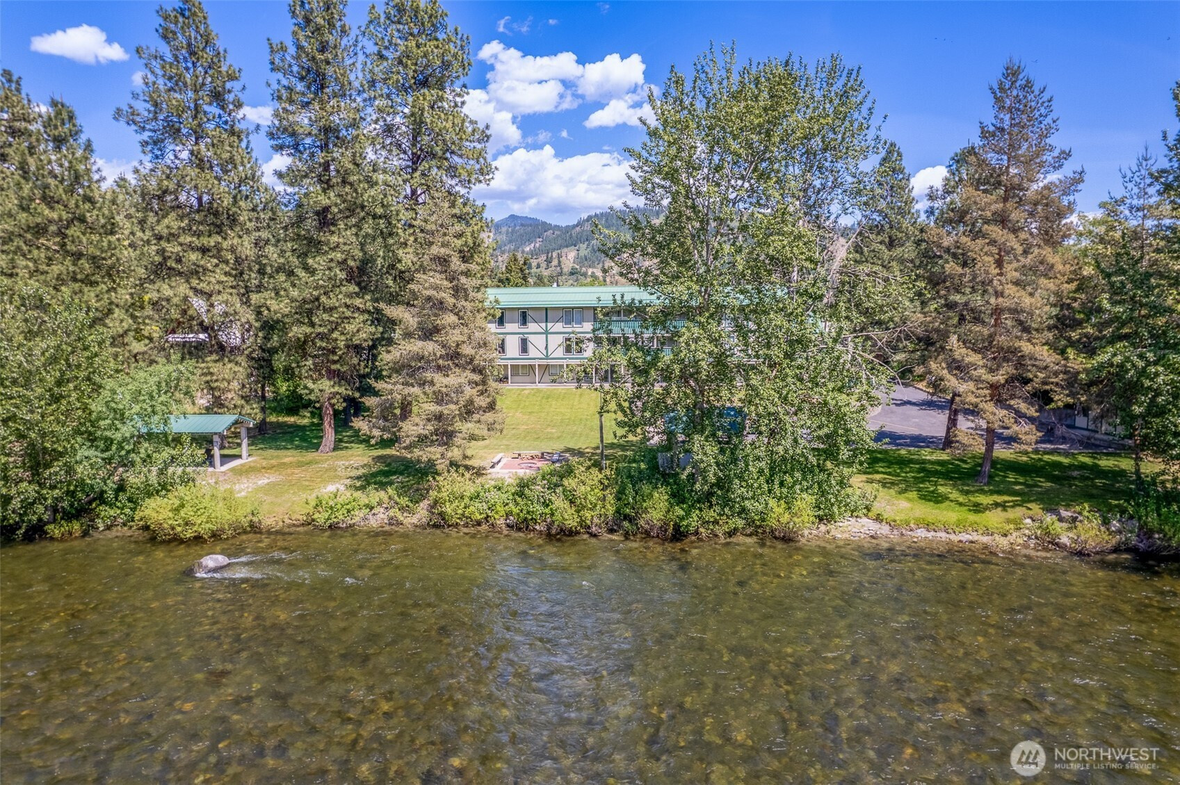 8348 Main St #1, Peshastin, WA 98847