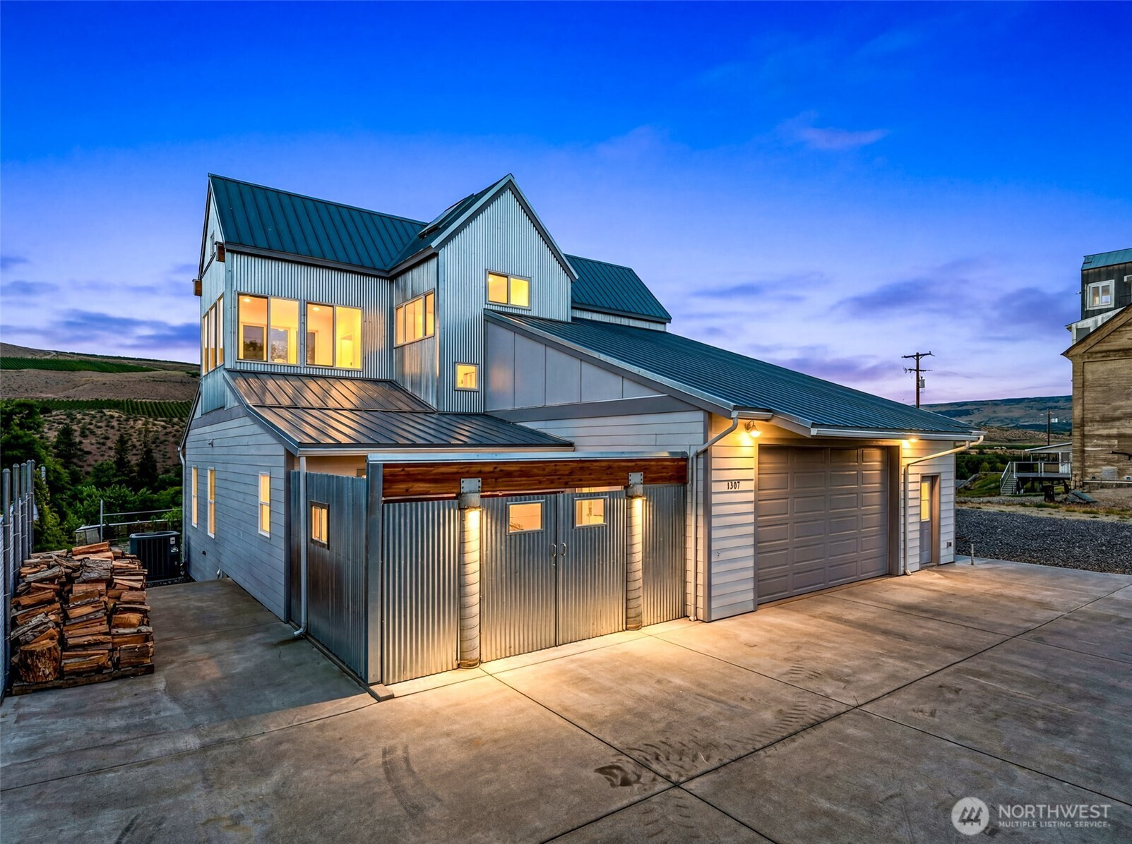 1307 Jefferson Avenue, Bridgeport, WA 98813