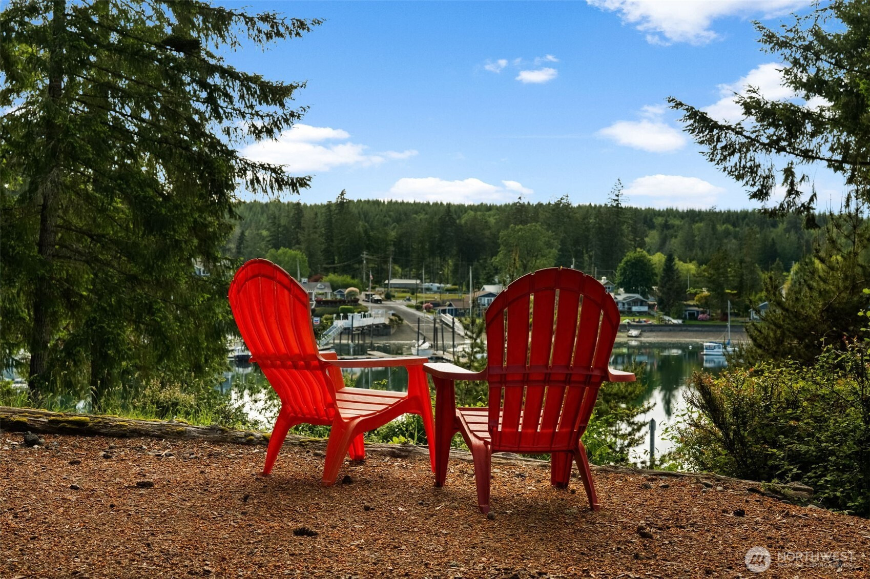 821 E Treasure Island Drive, Allyn, WA 98524