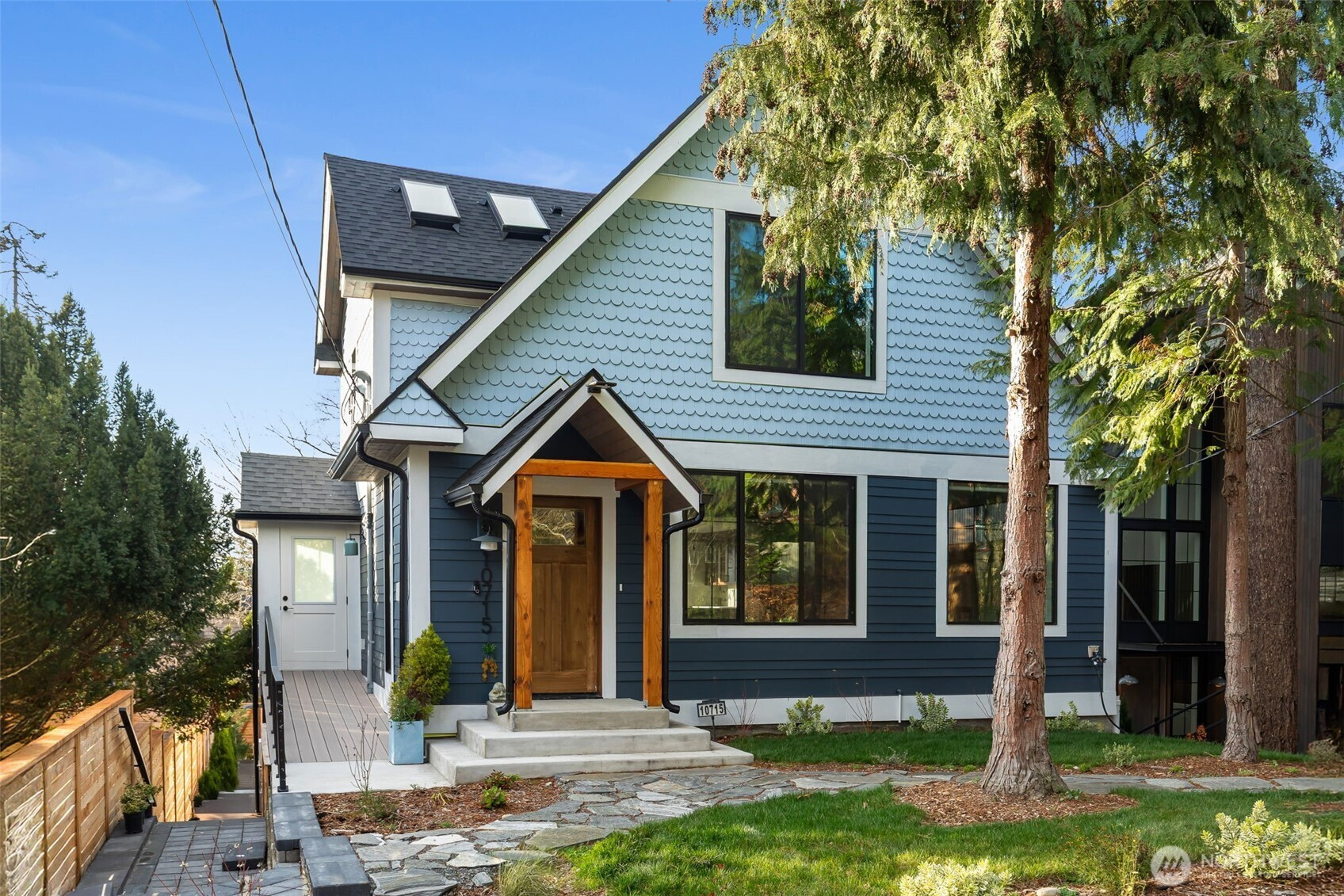 10715 2nd Avenue NW, Seattle, WA 98177