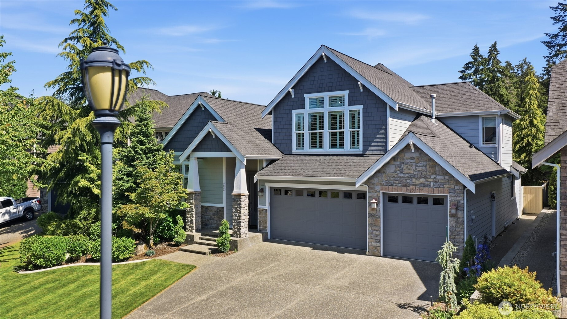 9020 Merrill Court NE, Lacey, WA 98516
