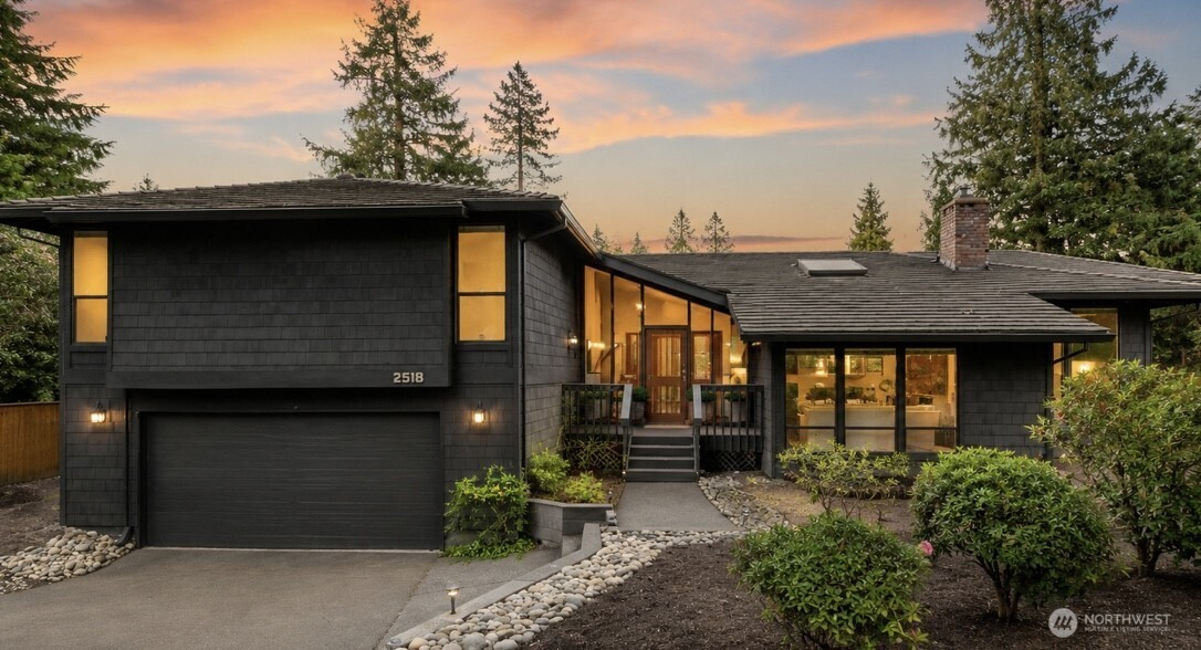 2518 Sahalee Drive East, Sammamish, WA 98074