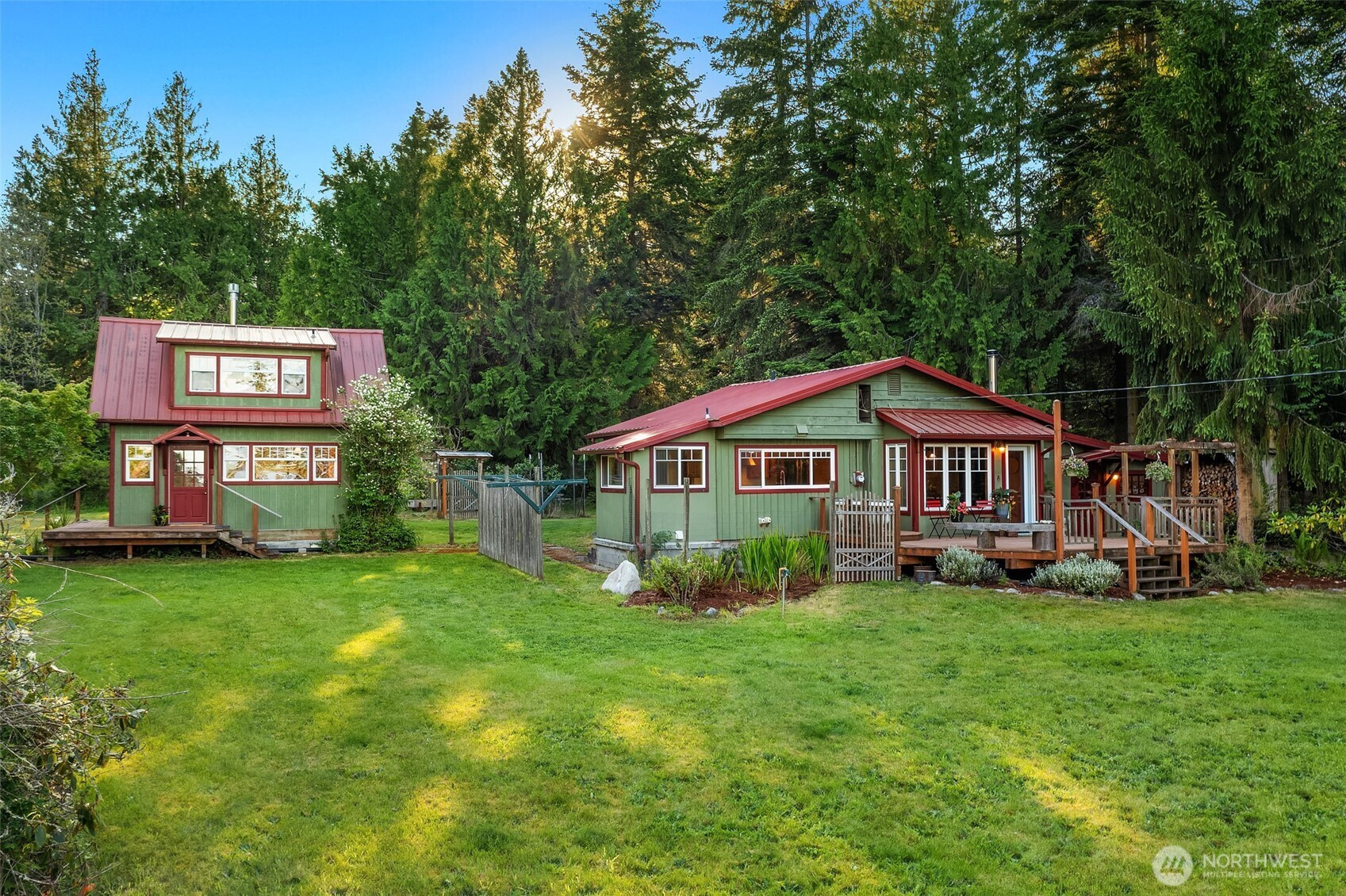170 Baldwin Road, Nordland, WA 98358