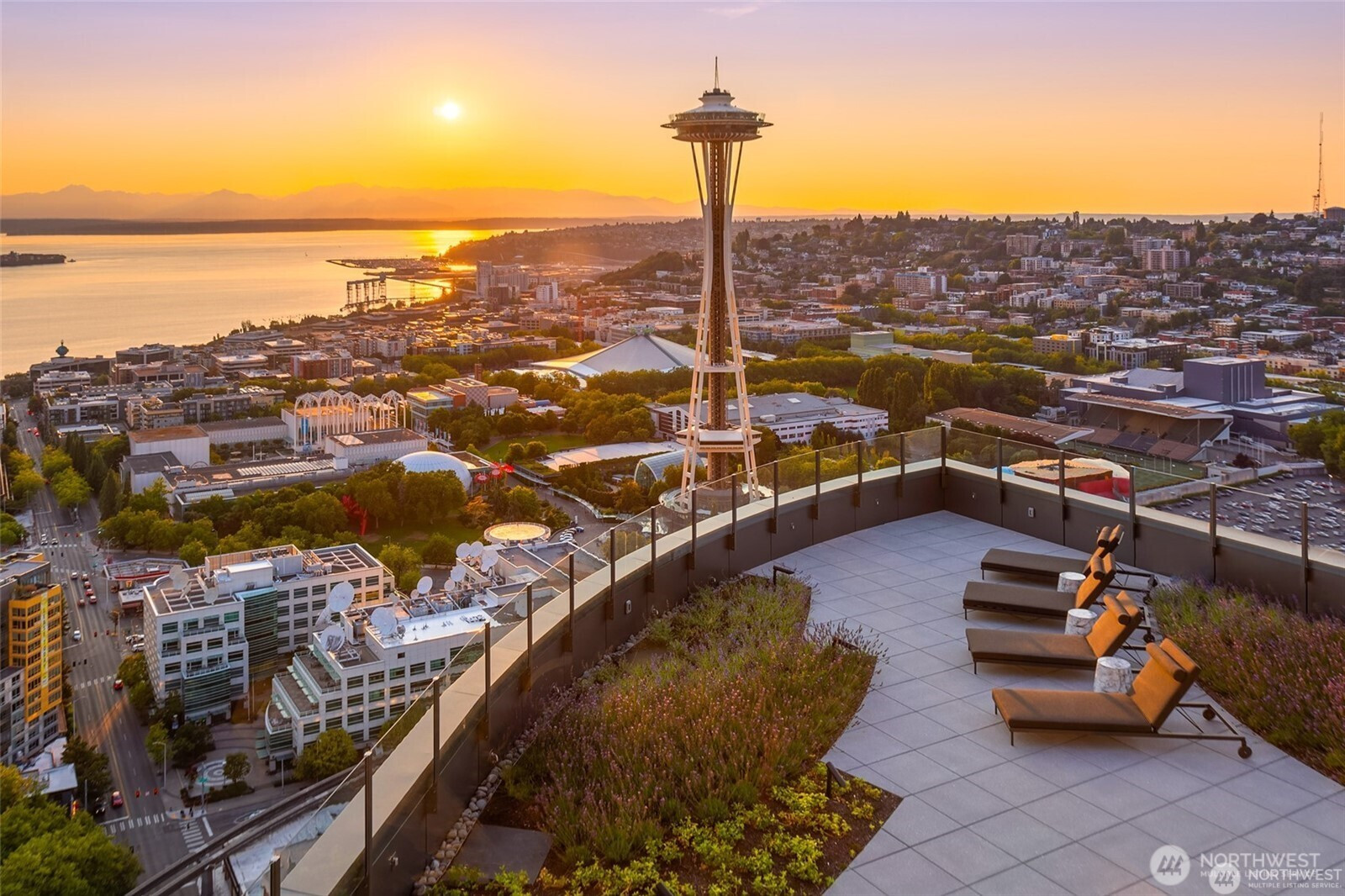 2510 6th Avenue, Seattle, WA 98121
