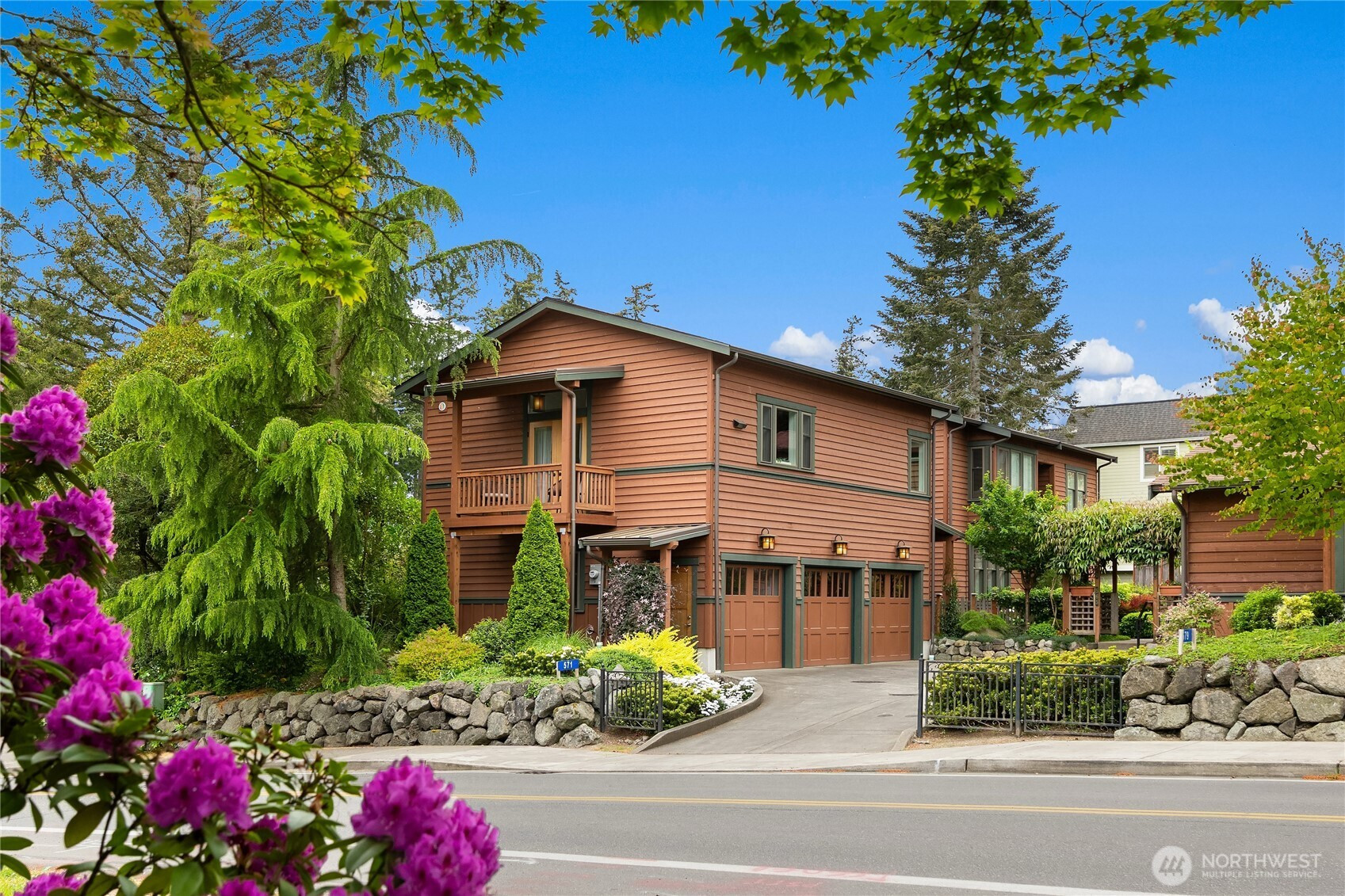 565 Ericksen Avenue NE, Bainbridge Island, WA 98110