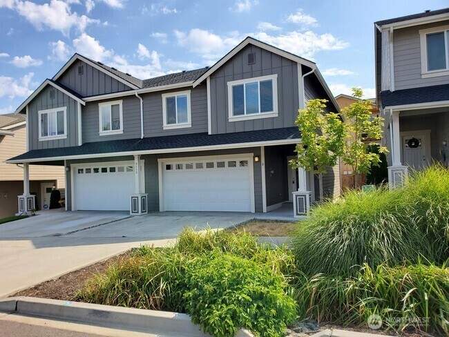 3112 Ponderosa Street NE, Lacey, WA 98516