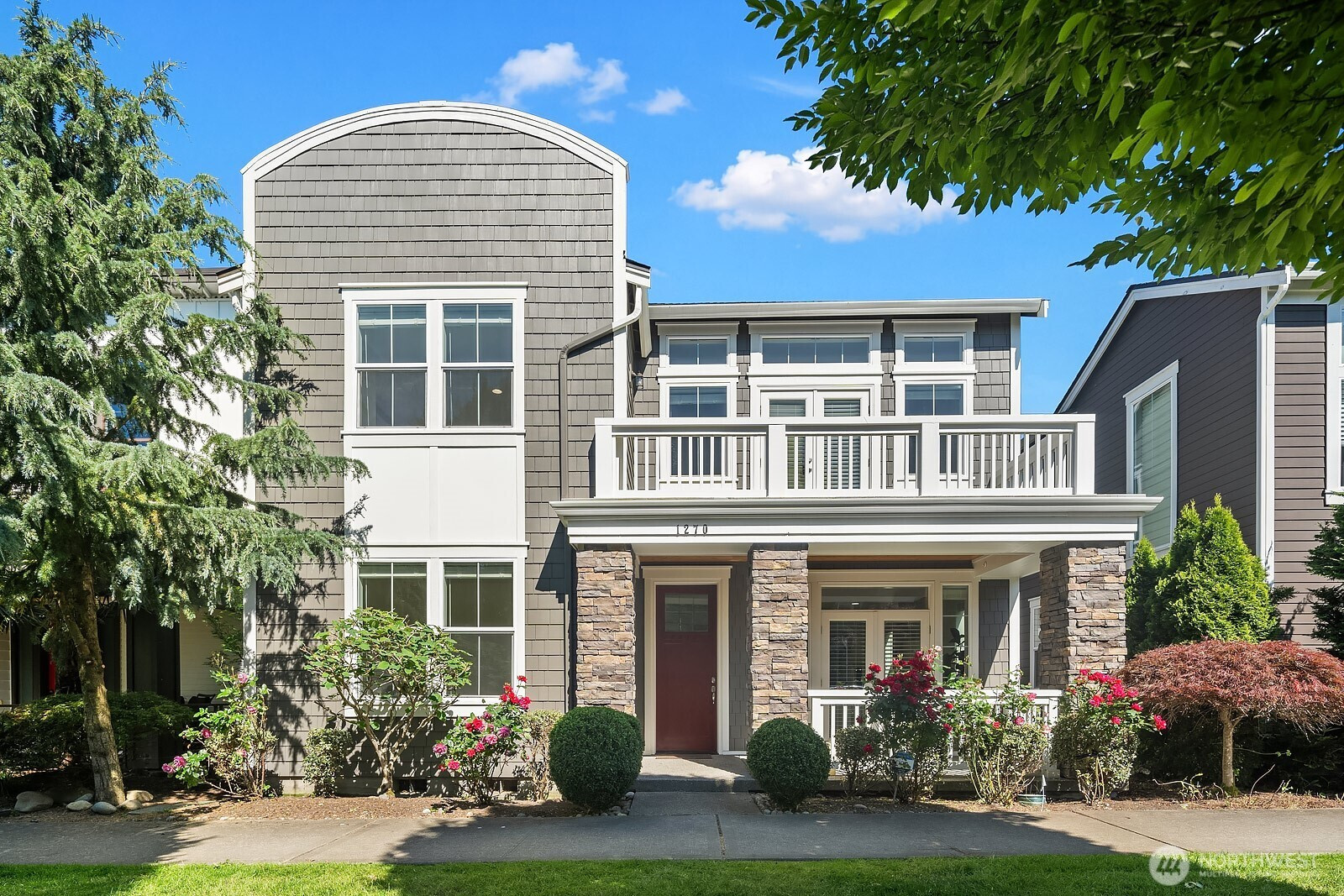 1270 Pine Crest Circle NE, Issaquah, WA 98029