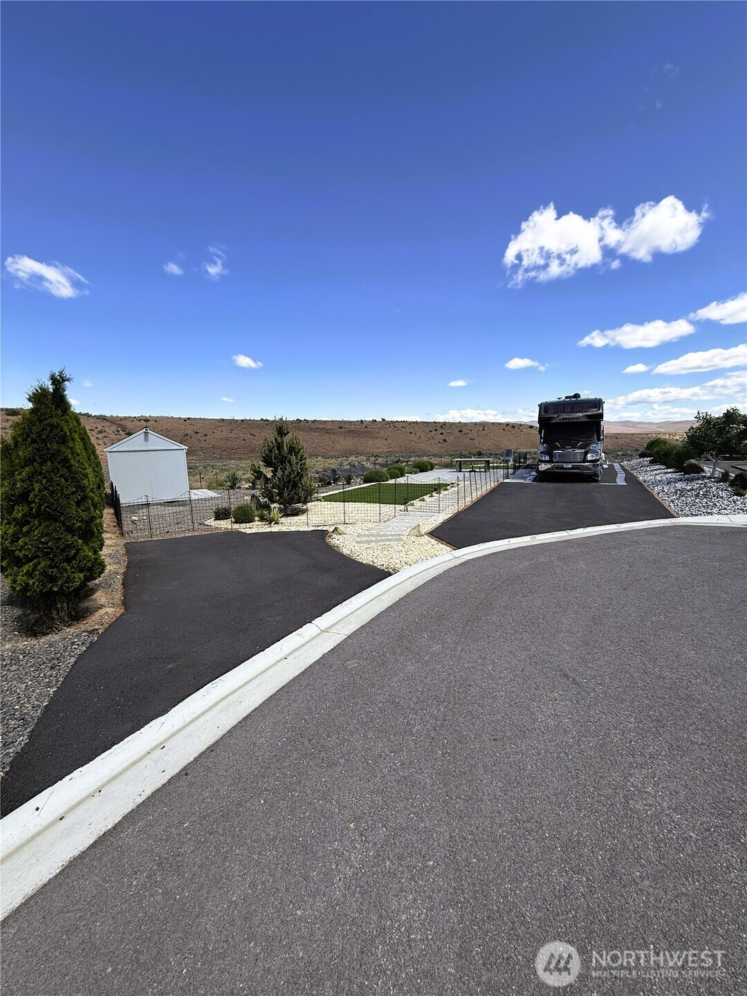 1769 Naches Wenas Rd, Selah, WA 98942