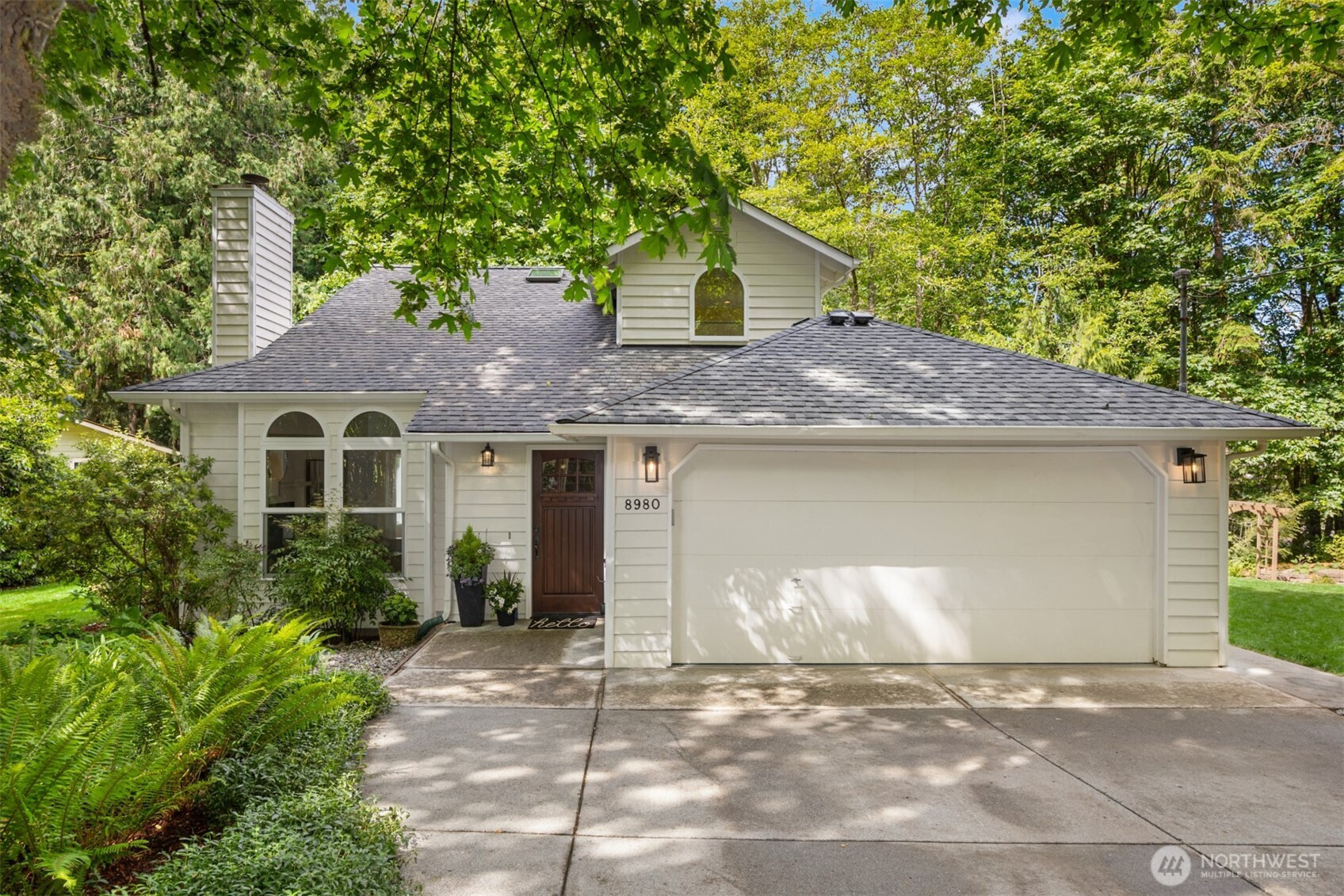 8980 Bay Street NE, Bainbridge Island, WA 98110