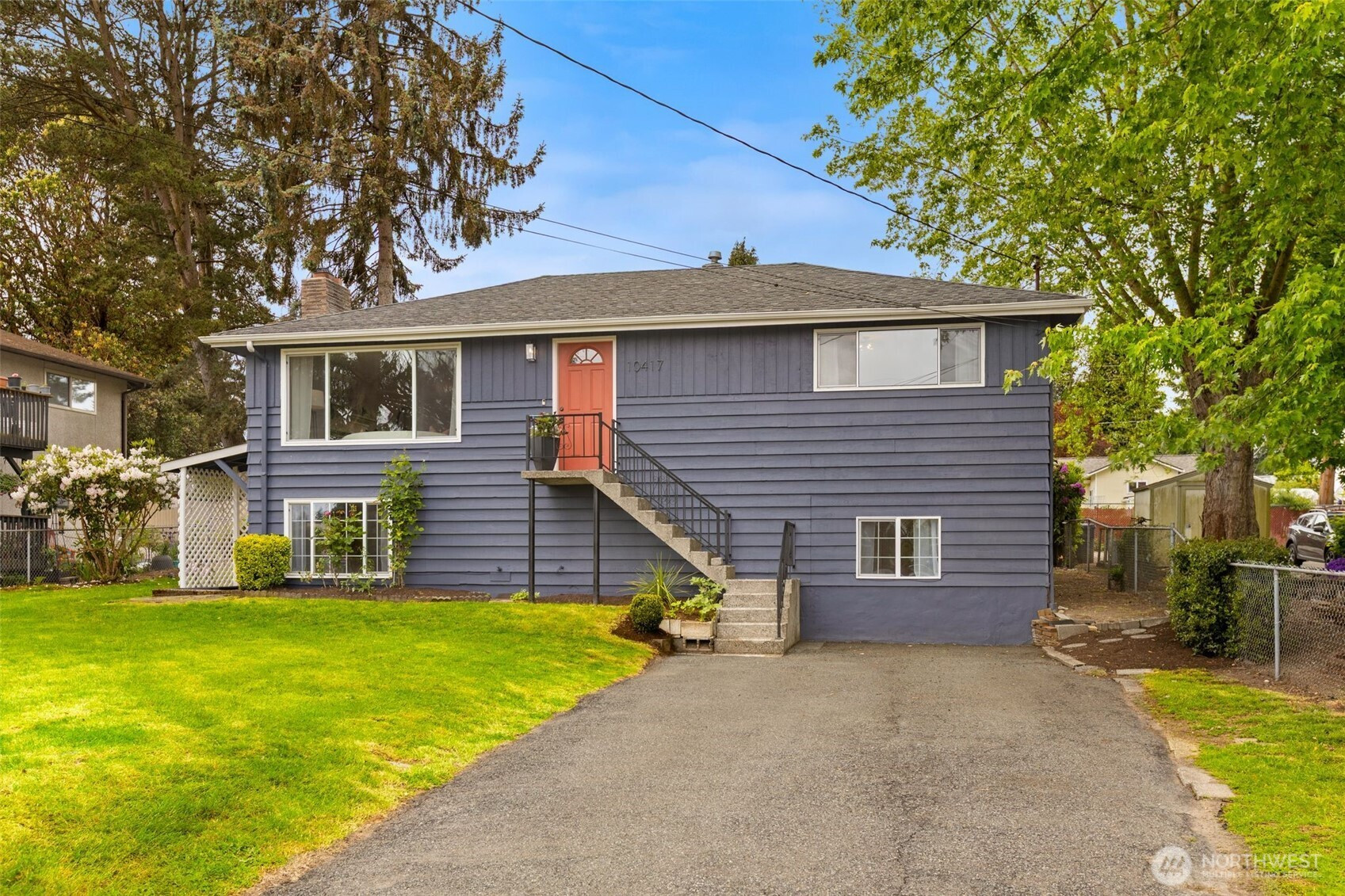 10417 17th Avenue SW, Seattle, WA 98146