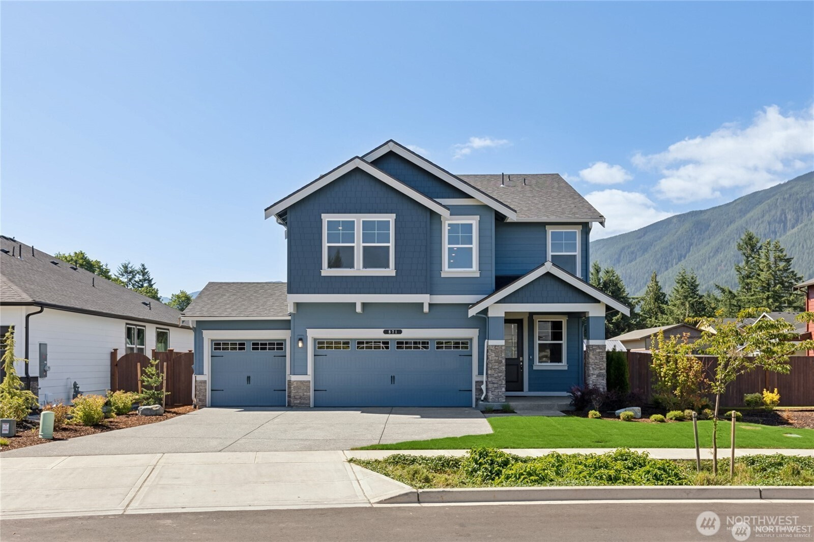 1185 Clearwater Way SE, North Bend, WA 98045