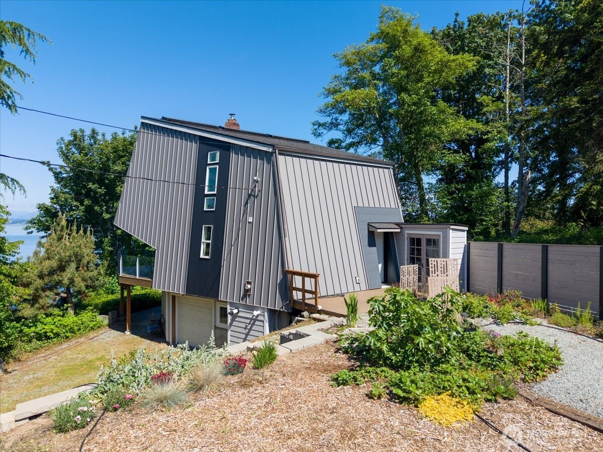 1857 Cascade View Drive, Camano Island, WA 98282