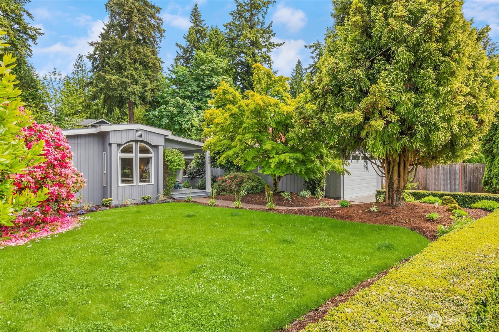 4648 89th Avenue SE, Mercer Island, WA 98040