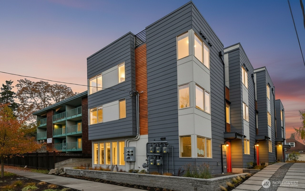 1520 13th Avenue S, Seattle, WA 98144