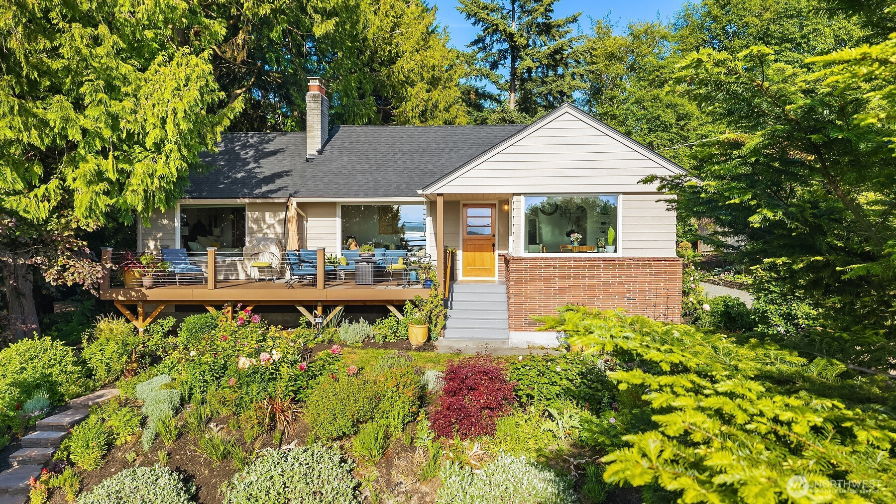 9326 California Avenue SW, Seattle, WA 98136