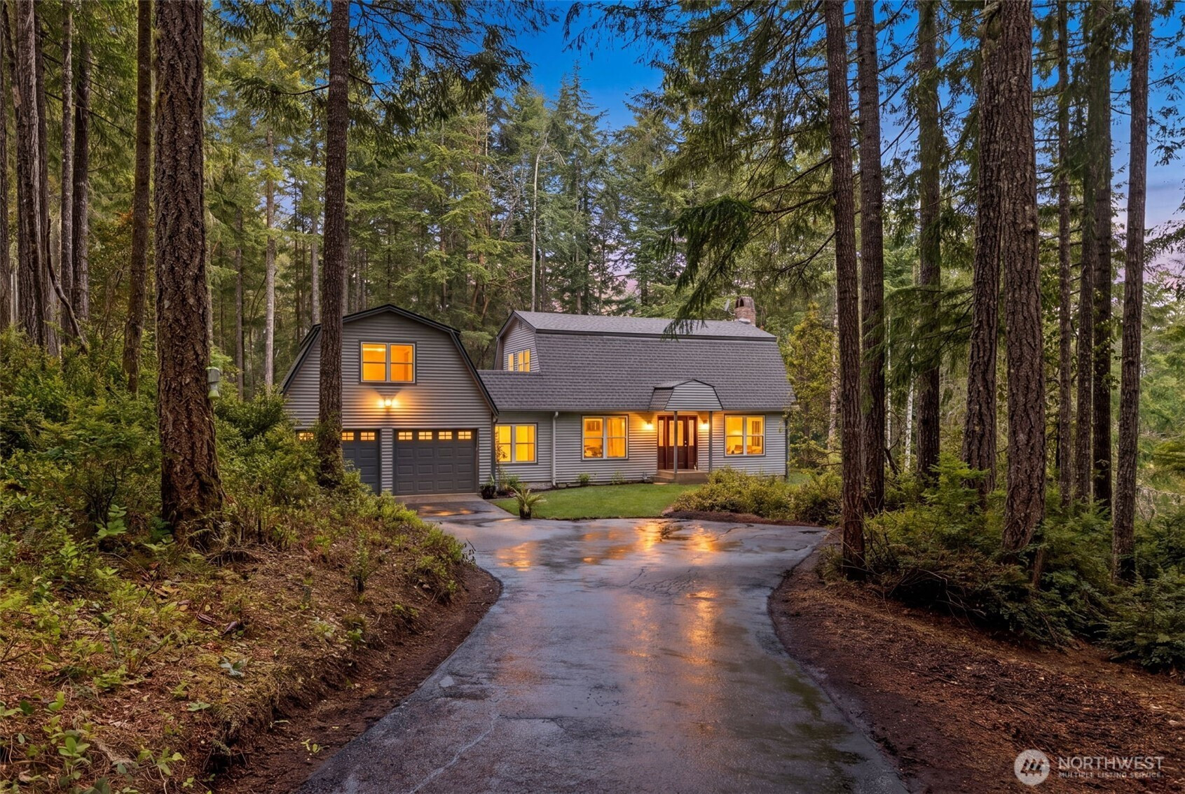 100 E Twanoh Heights Road S, Belfair, WA 98528