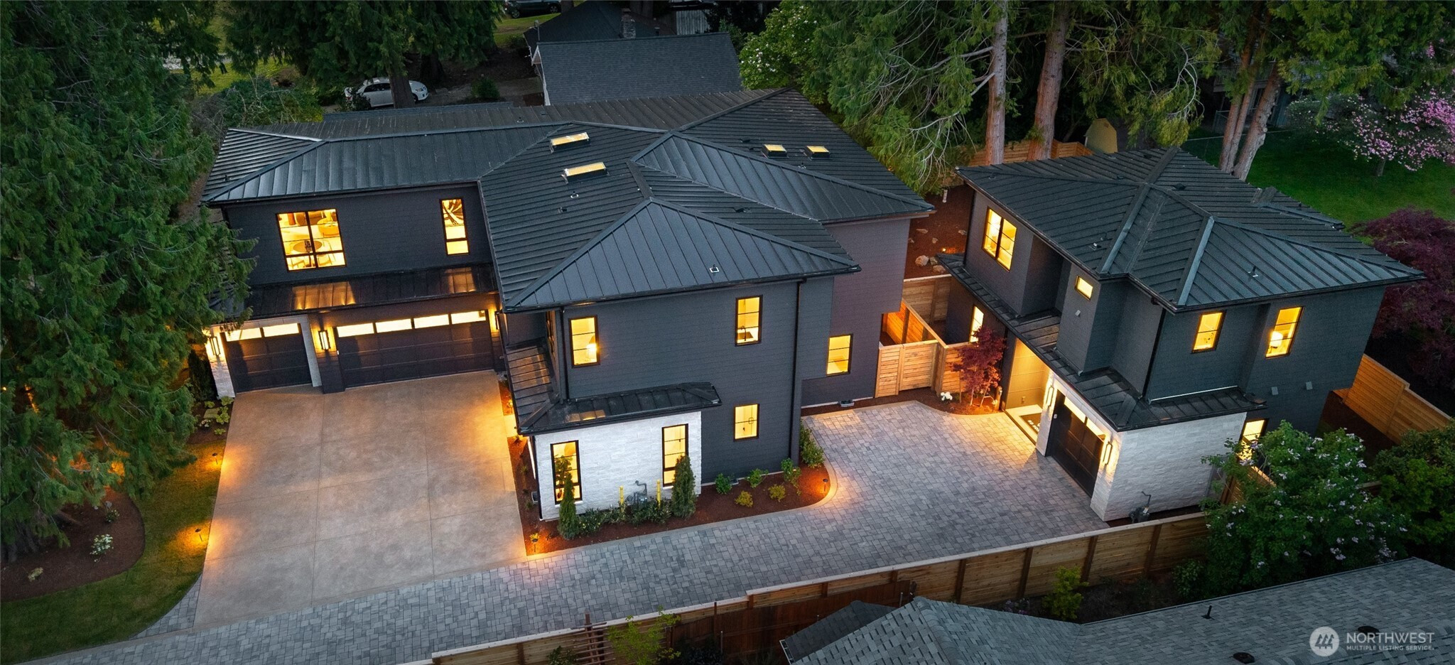 11426 -28 108th Avenue NE, Kirkland, WA 98033