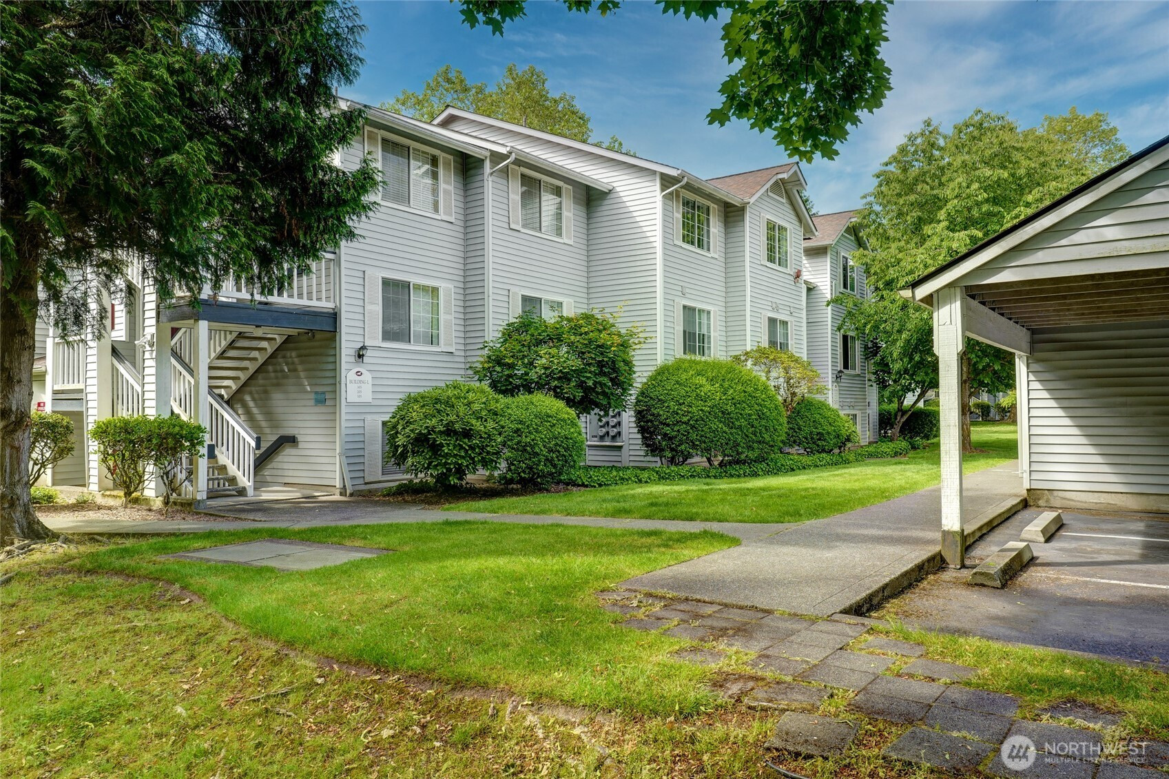 7453 Newcastle Golf Club Road, Newcastle, WA 98059