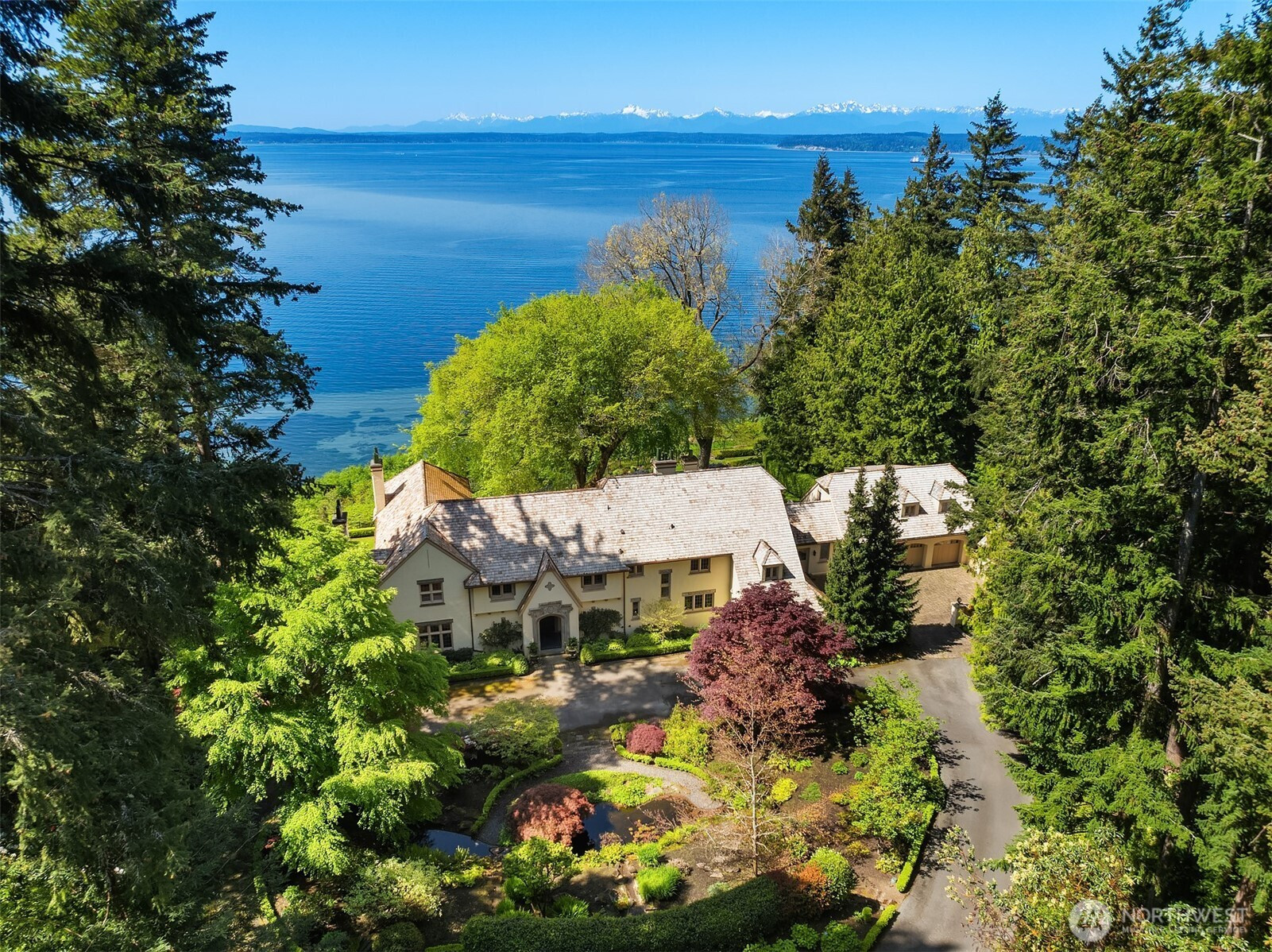 83 Olympic Drive NW, Shoreline, WA 98177